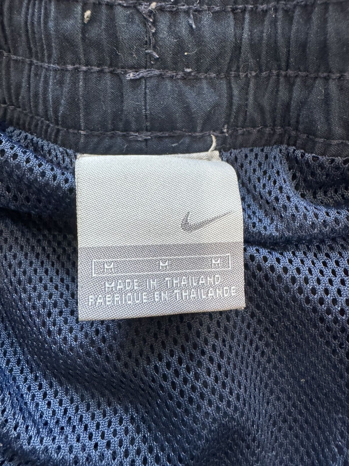 Nike Vintage Nike Shorts Size US 34 / EU 50 - 4 Thumbnail