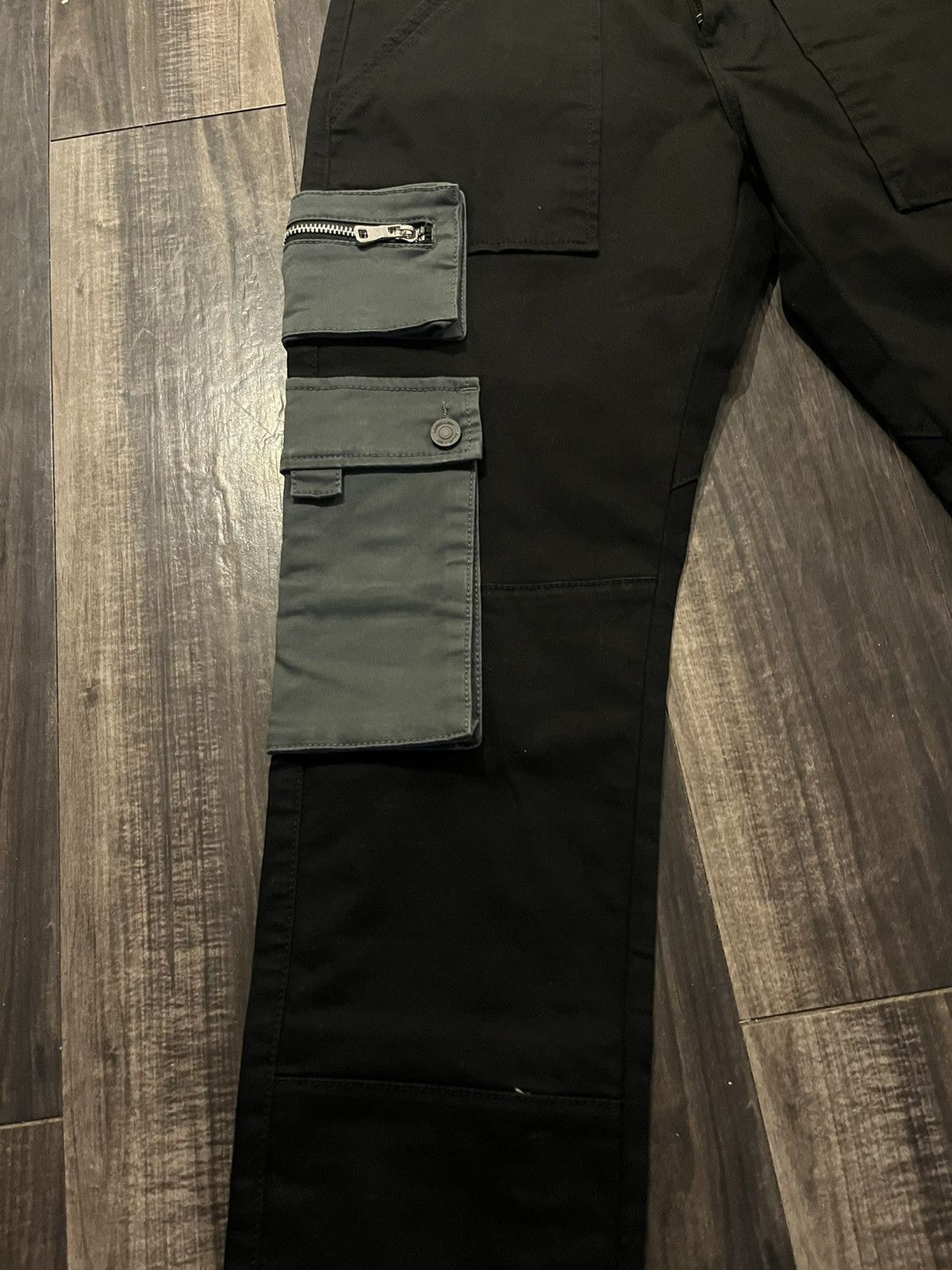 Embellish Embellish 1 of 1 sample cargo pants Size US 32 / EU 48 - 2 Thumbnail