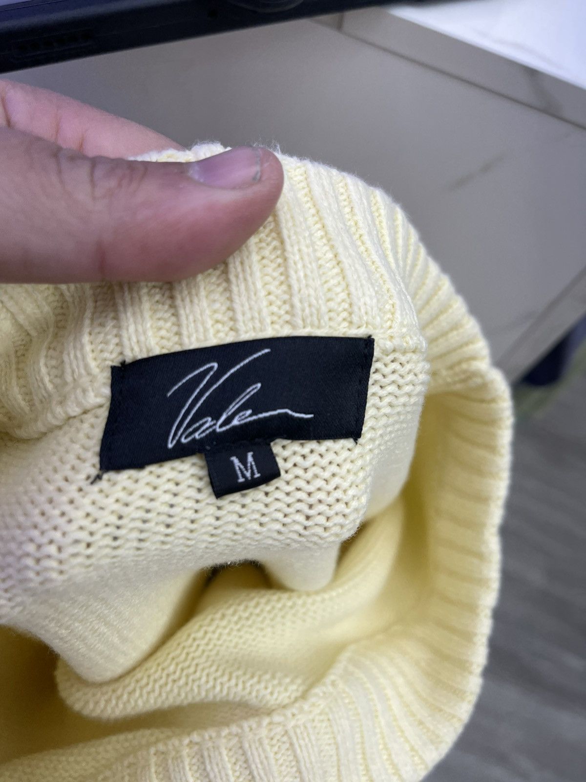 Vale Vale lives “united knit” crewneck cream Size US M / EU 48-50 / 2 - 2 Thumbnail