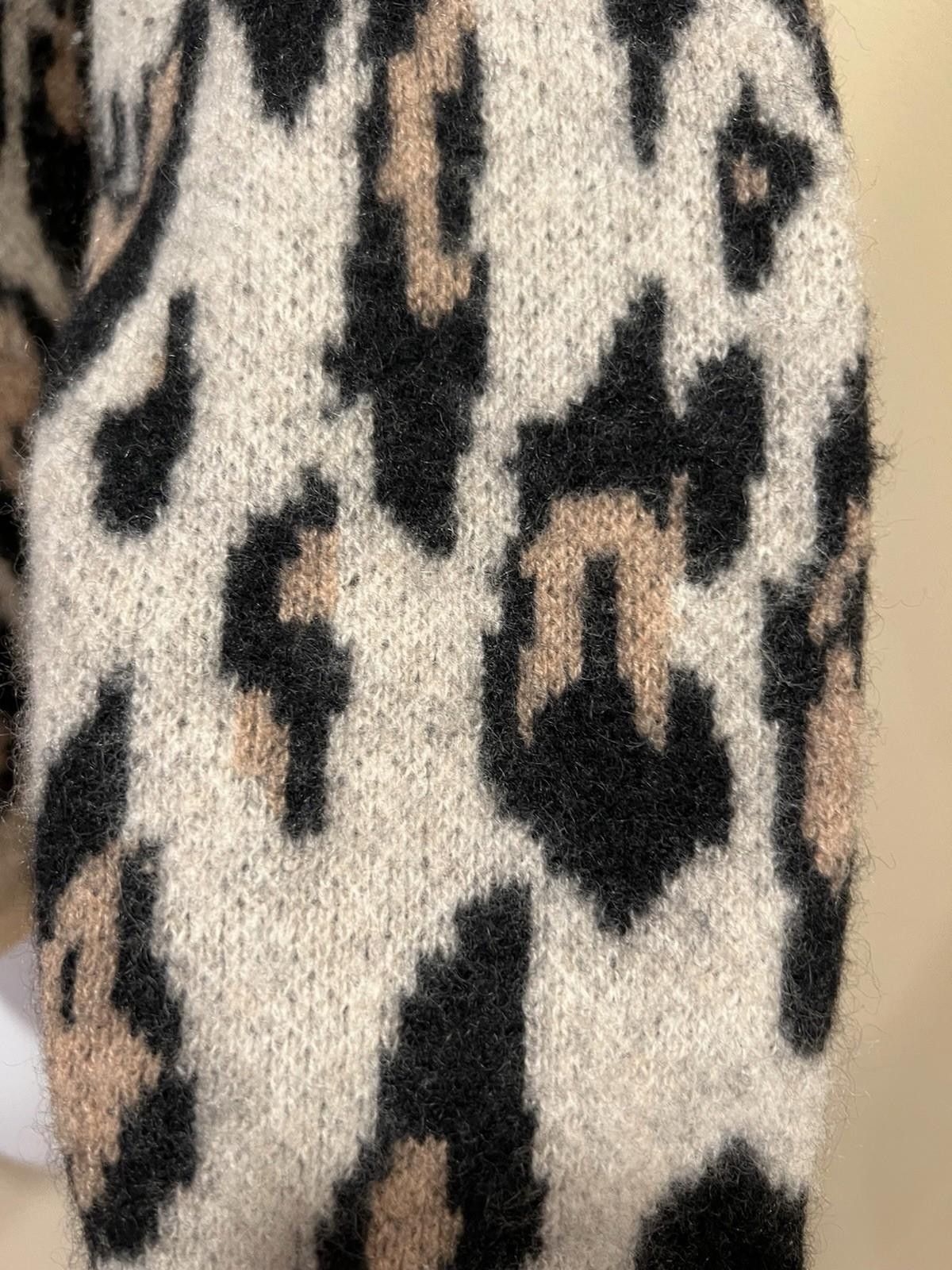 Other PLY Cashmere Leopard Print 100% Cashmere Sweater Womens Size L / US 10 / IT 46 - 5 Thumbnail