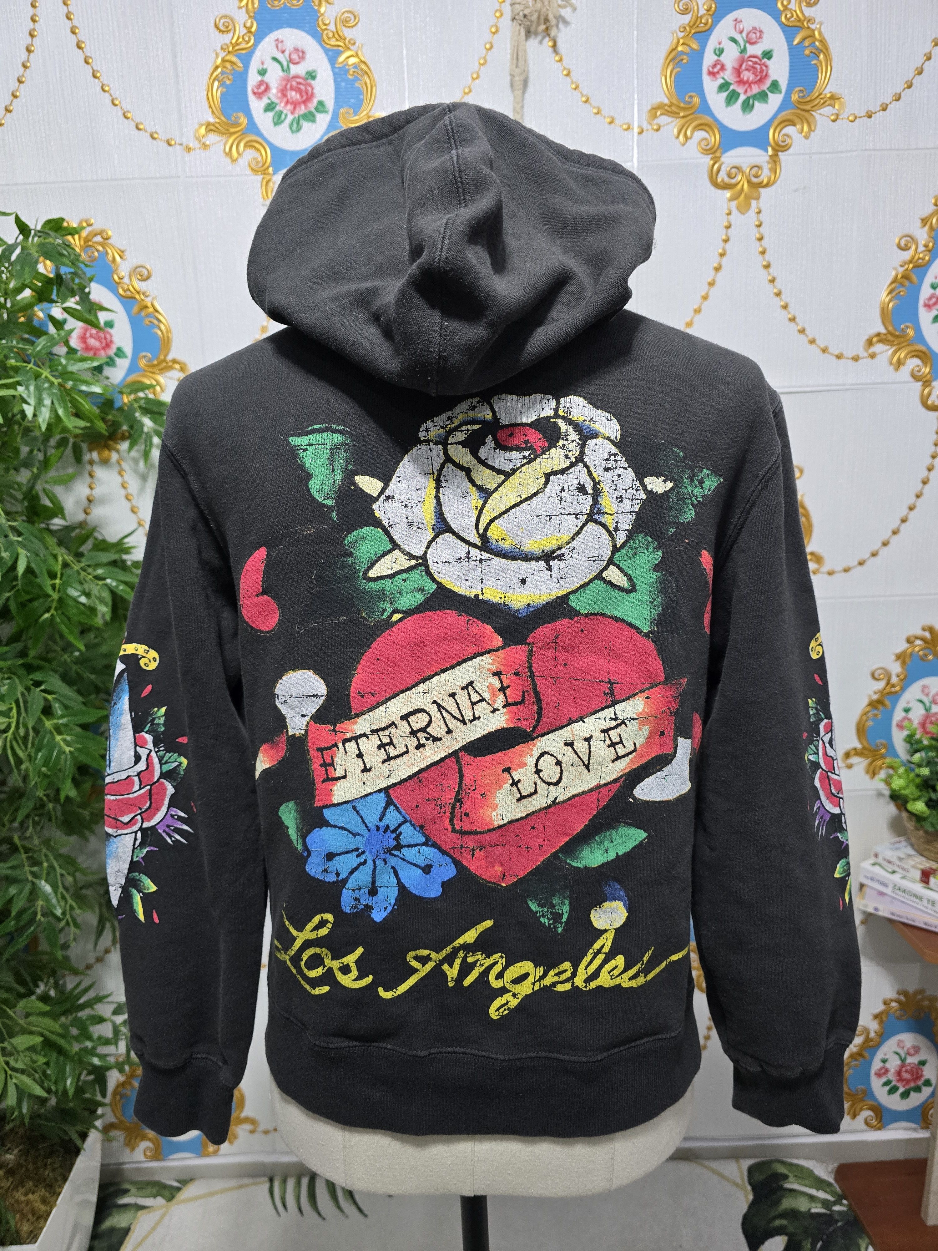 Ed Hardy ED HARDY x urban outfitters Hoodie size xs(runs s also m) Size XS / US 0-2 / IT 36-38 - 6 Thumbnail