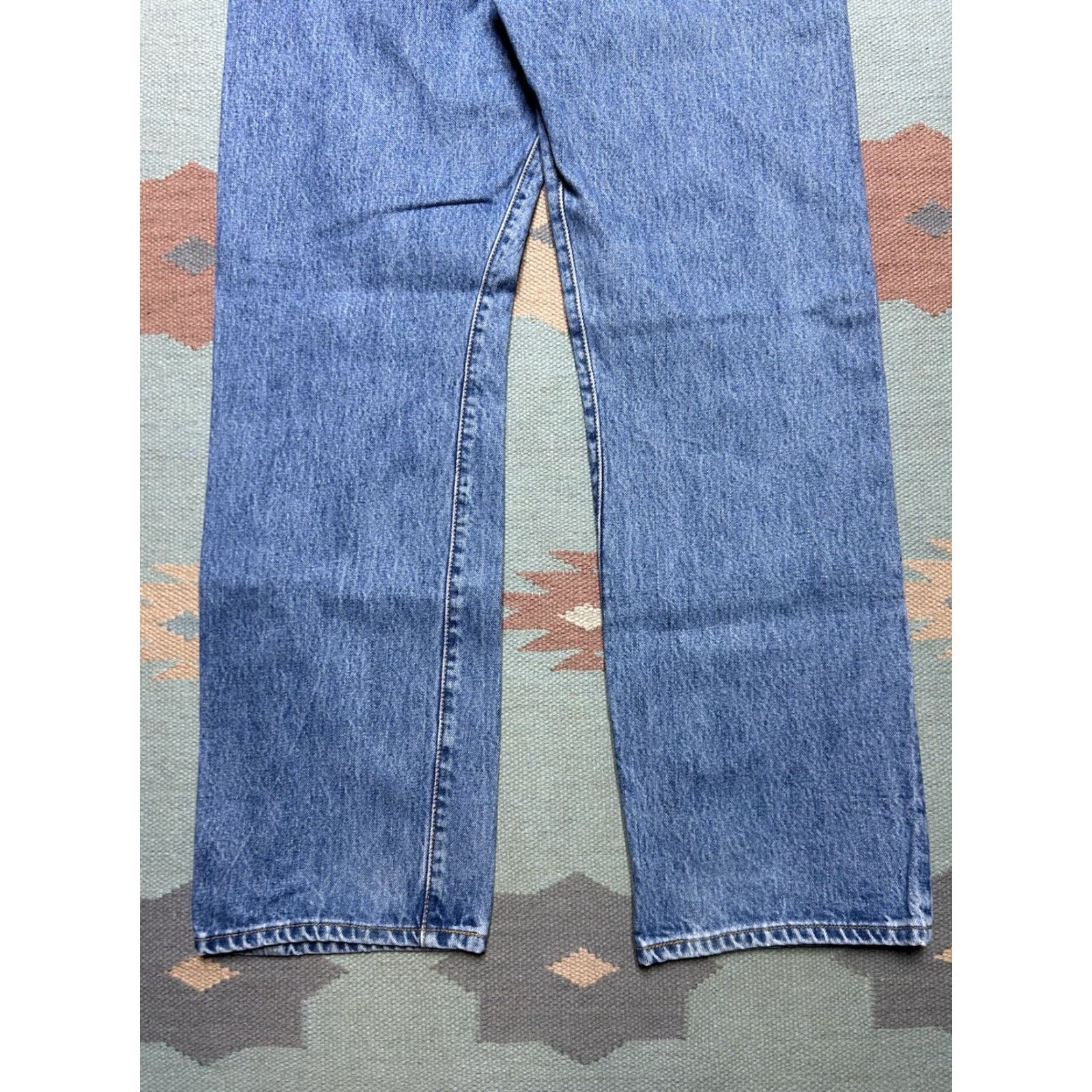 Levi's VINTAGE Levi’s 501 XX Jeans Straight Leg Men's 90s Medium Wash 32x31 Blue Button Fly 501XX Casual Classic 90s Mens Size US 32 / EU 48 - 2 Thumbnail