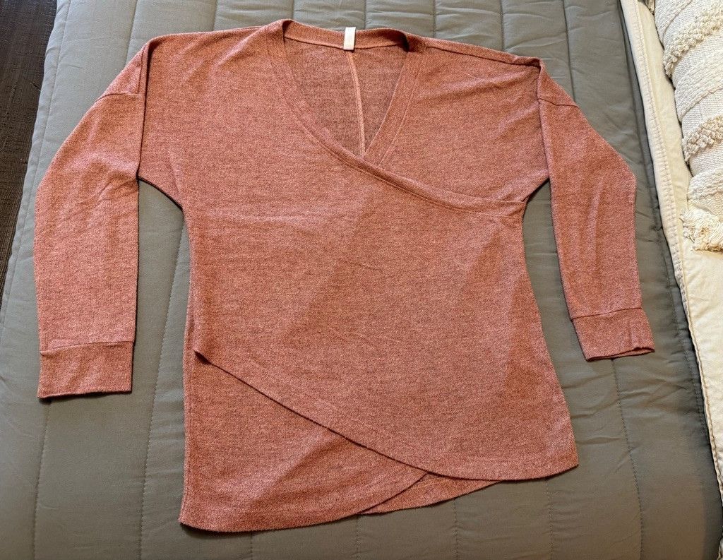 Target Basics Belabumbum | Long Sleeve Maternity Top | Size S/M Size S / US 4 / IT 40 - 7 Thumbnail