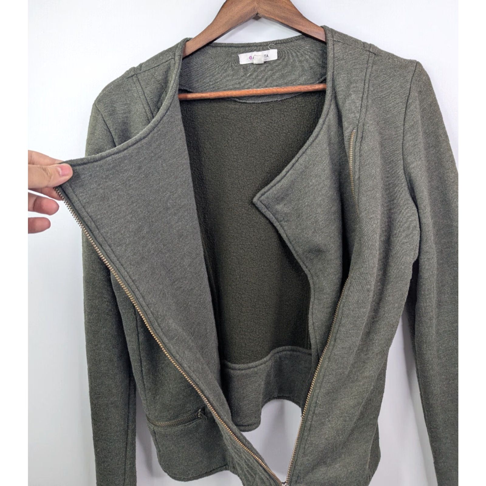 Athleta Athleta Jacket Womens Medium Olive Gray Quilted Full Zip Biker Coat Knit Cotton Short Sleeve (Regular) Mens? Size M / US 6-8 / IT 42-44 - 3 Thumbnail