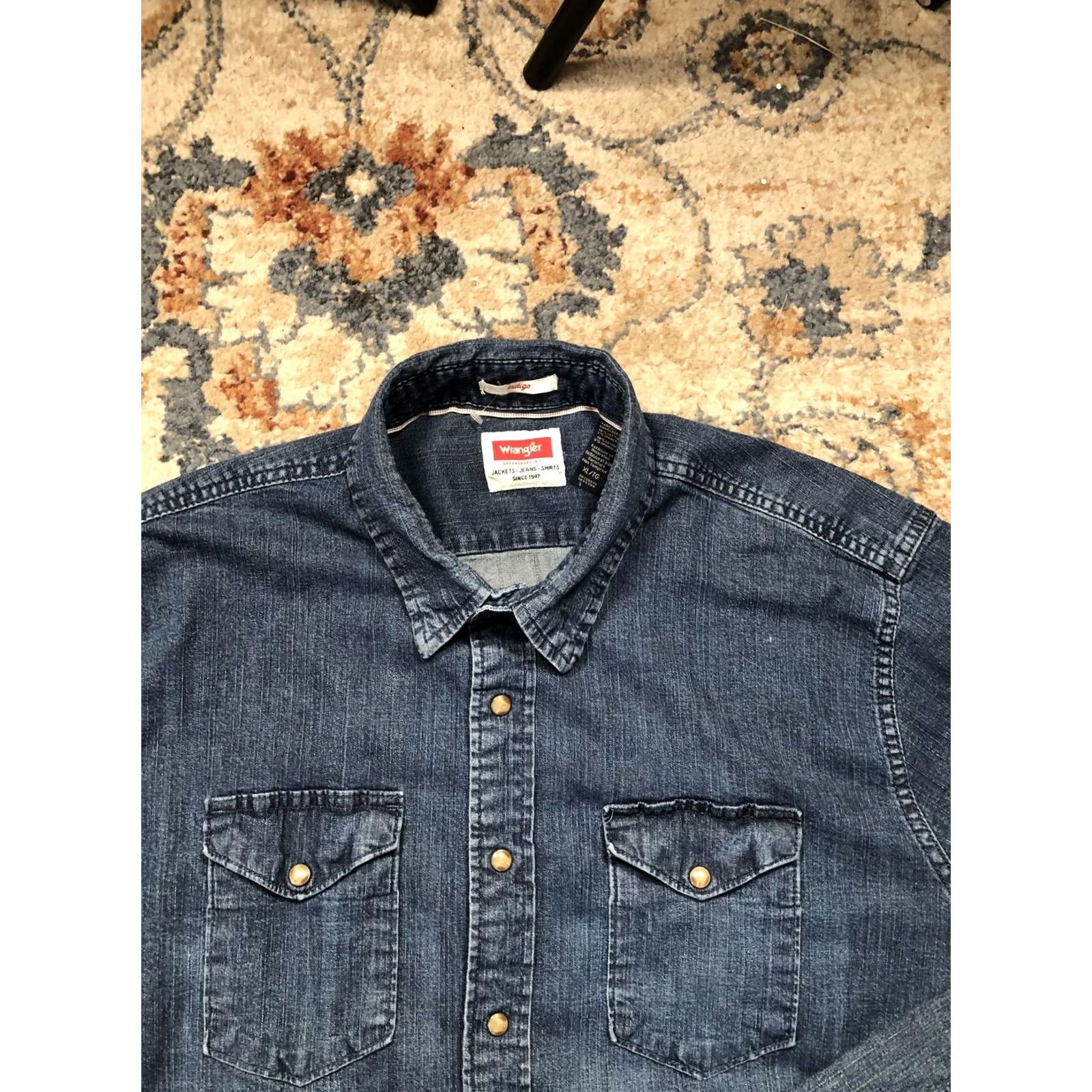 Wrangler VINTAGE Wrangler Shirt Mens XL Blue Denim Western Snap Front Long Sleeve Indigo Size US XL / EU 56 / 4 - 2 Thumbnail