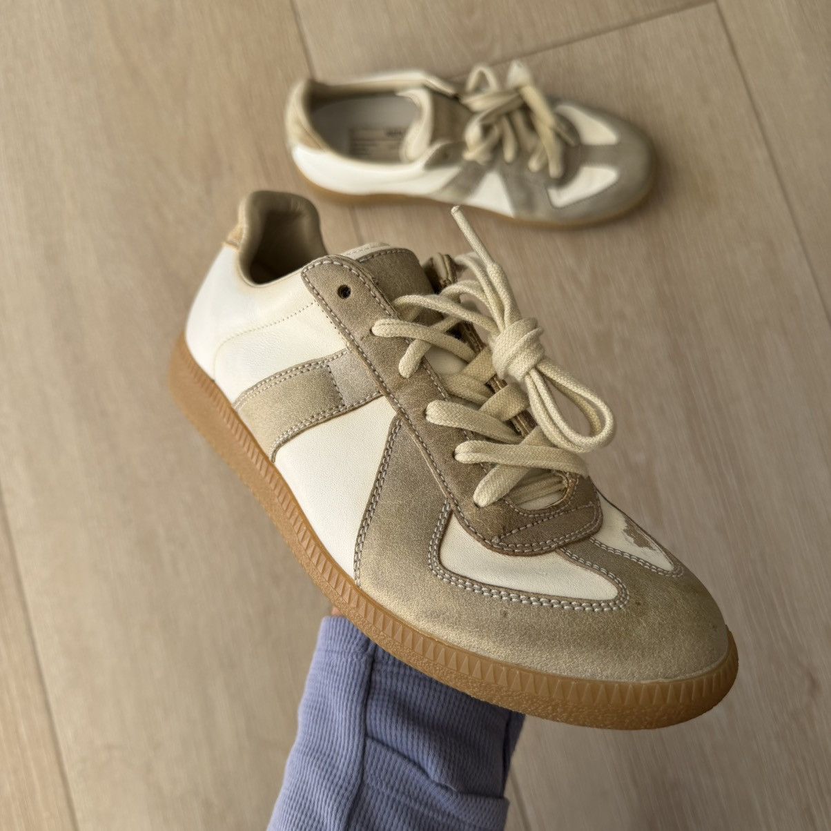 Maison Margiela Replica GAT Low top Sneakers Beige White