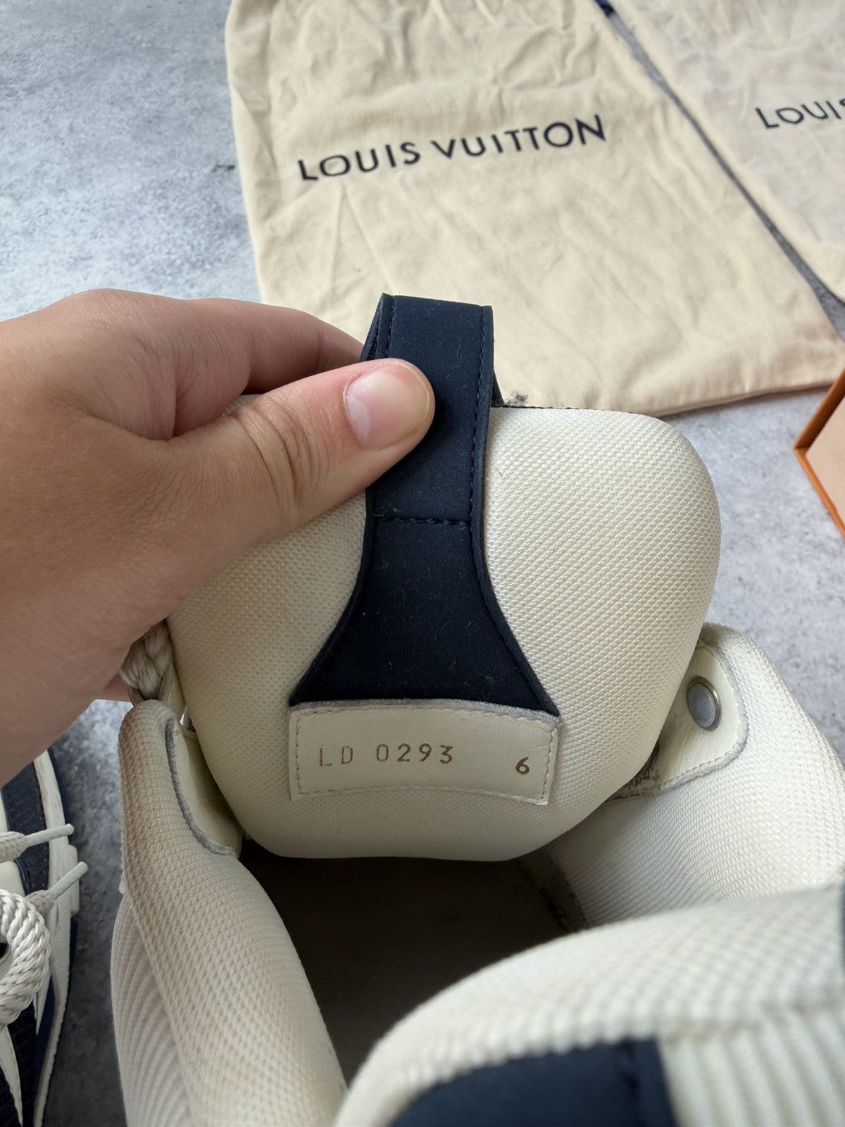 Louis Vuitton Louis Vuitton marine blue skate trainers Size US 7 / EU 40 - 6 Thumbnail
