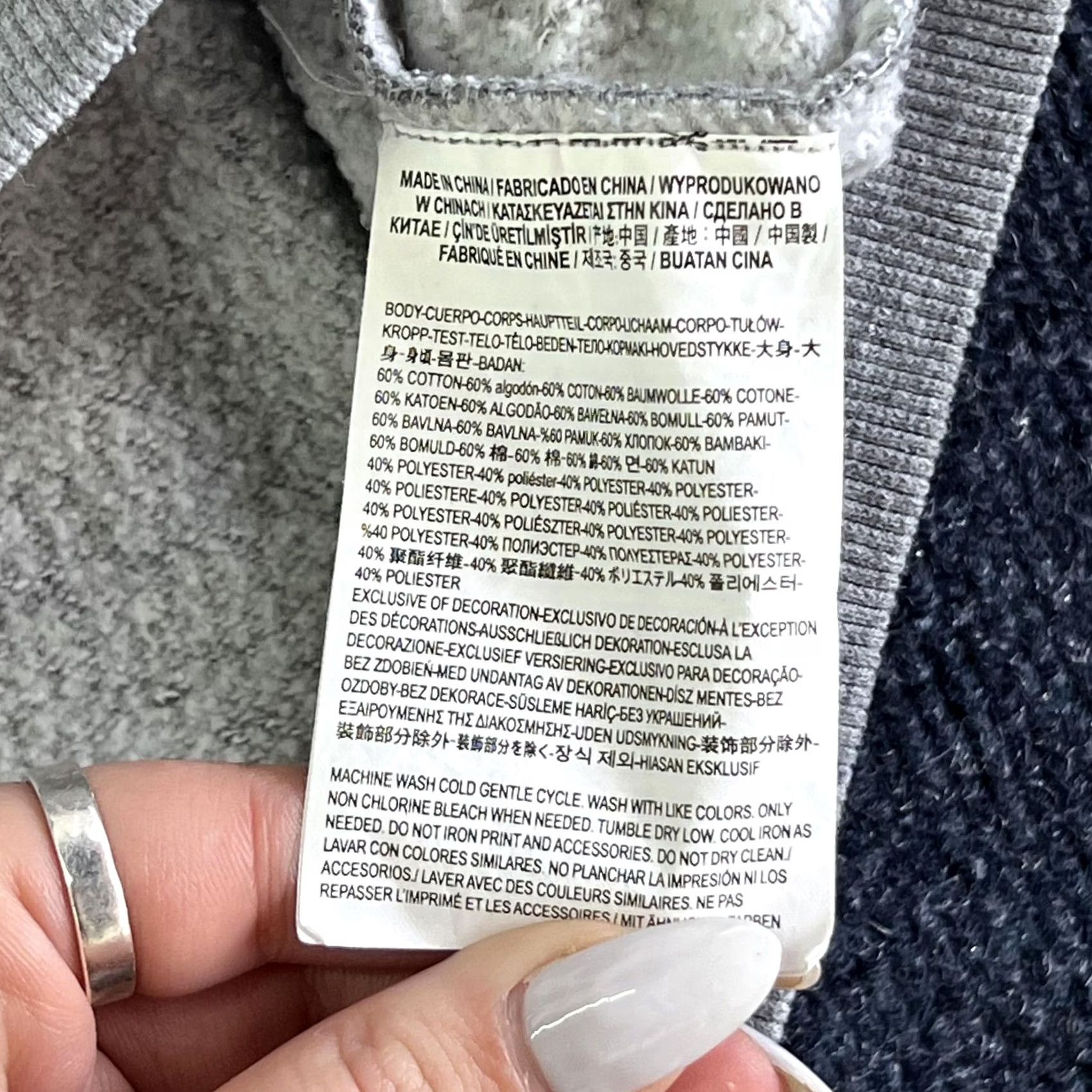 Vans VANS Sweatshirt Mens Medium Gray Off The Wall Logo Fleece Pullover Crewneck Size US M / EU 48-50 / 2 - 5 Thumbnail