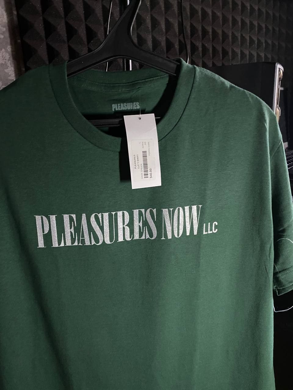 Pleasures Pleasures - Now Tee Size US M / EU 48-50 / 2 - 5 Thumbnail
