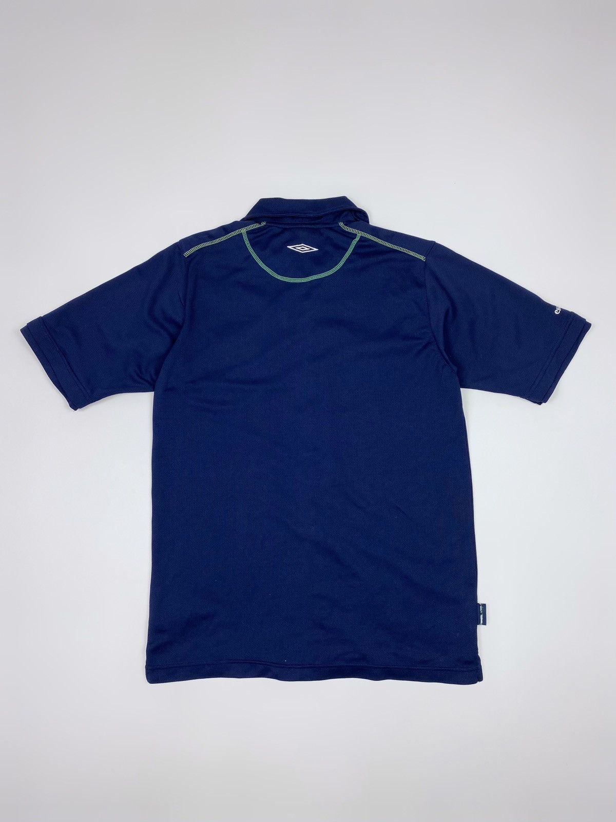Umbro 2003/04 Ireland Team Button Up Football Leisure Jersey Size US S / EU 44-46 / 1 - 6 Thumbnail