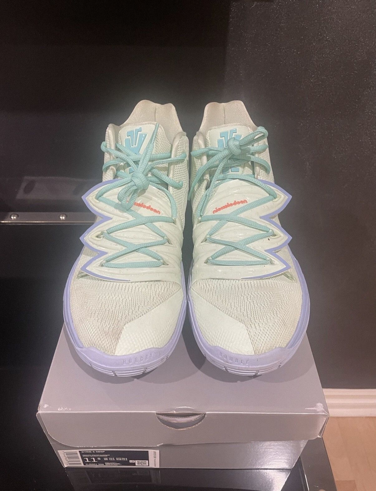 Nike Nike SpongeBob SquarePants x Kyrie 5 Squidward size 11.5 Size US 11.5 / EU 44-45 - 4 Thumbnail