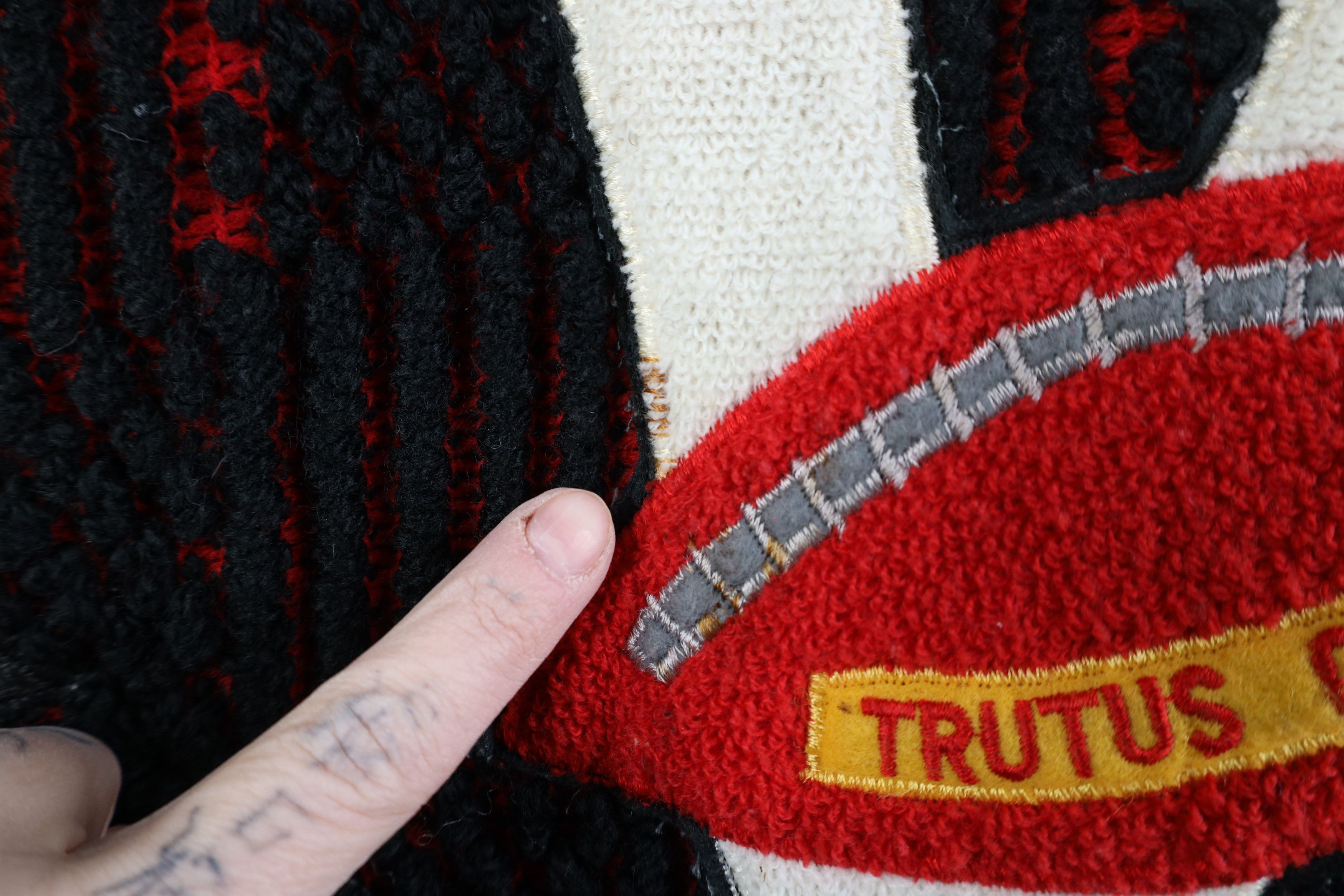 Vintage Vintage 90s Streetwear Trim Chunky Knit Football Sweater Size US M / EU 48-50 / 2 - 5 Thumbnail