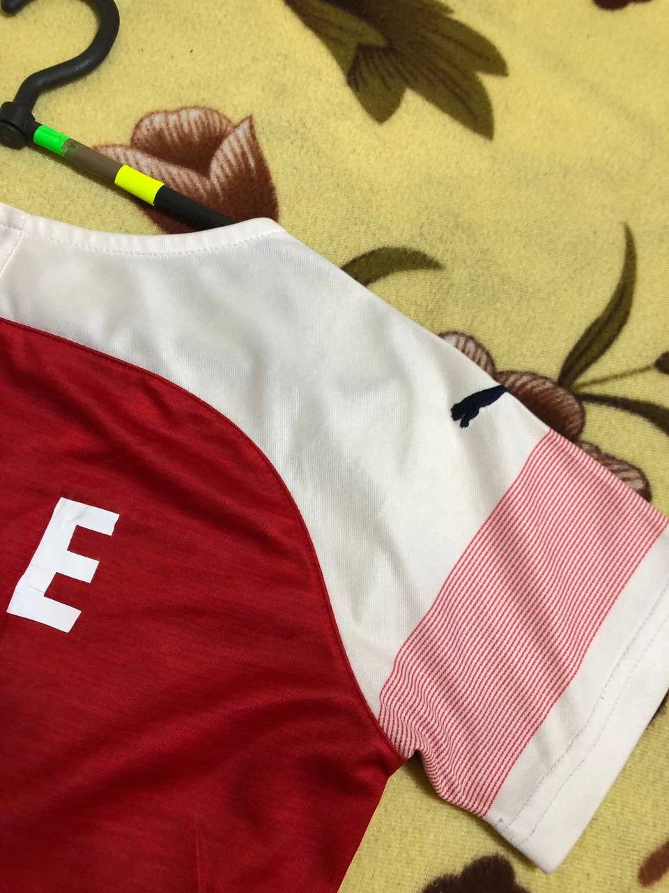 Puma Puma ARSENAL LONDON HOME WOMEN FOOTBALL SHIRT SOCCER Size S / US 4 / IT 40 - 12 Thumbnail
