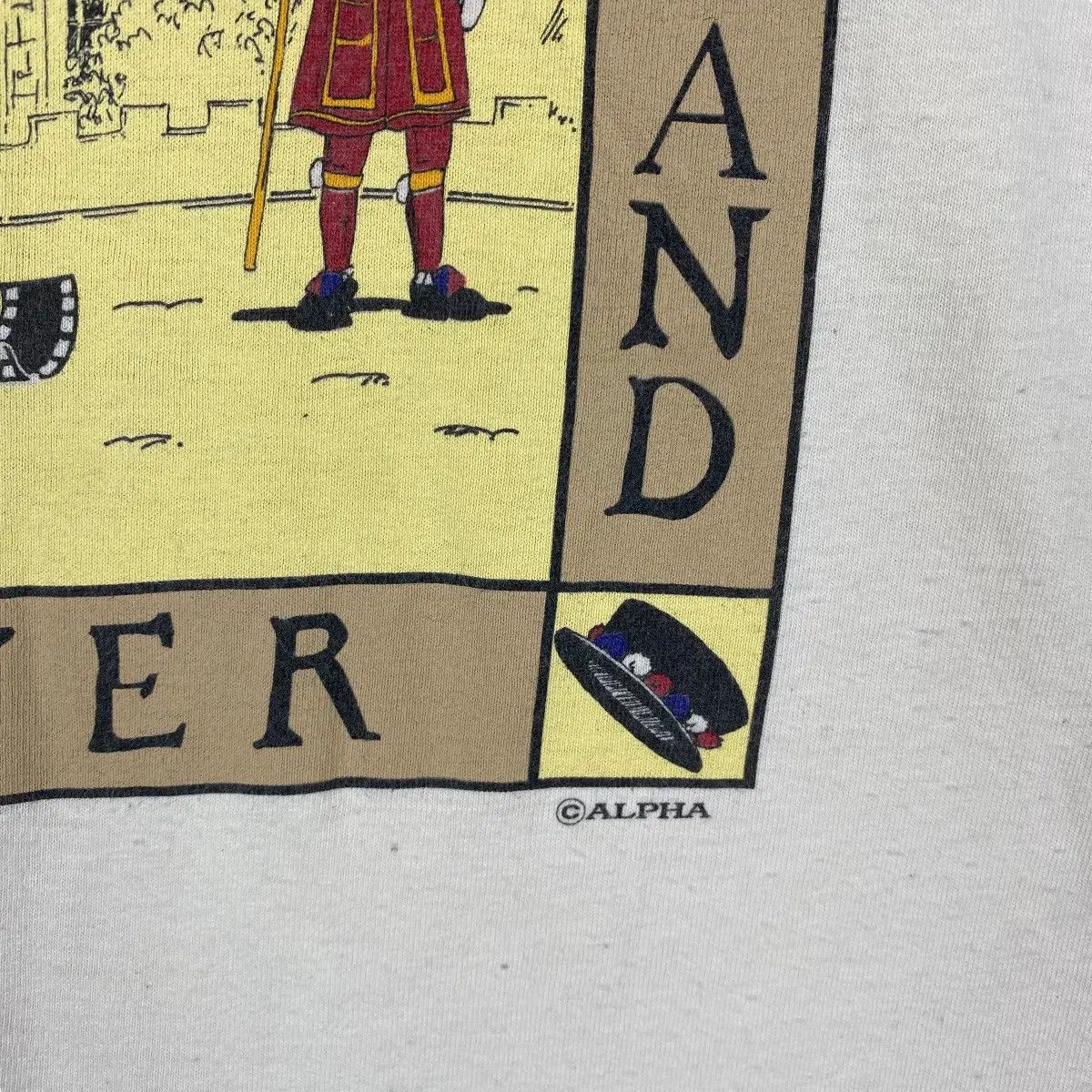 Vintage Vintage 90's London Bear England Tower Blues Promo Tee Shirt Size US XL / EU 56 / 4 - 3 Thumbnail