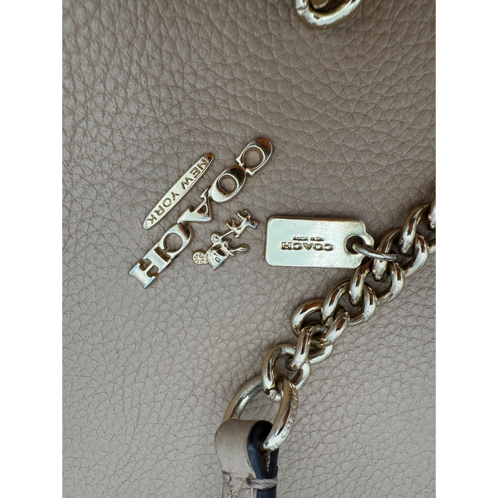 Coach Coach Gold Chain Crossbody Bag Purse Size ONE SIZE - 11 Thumbnail