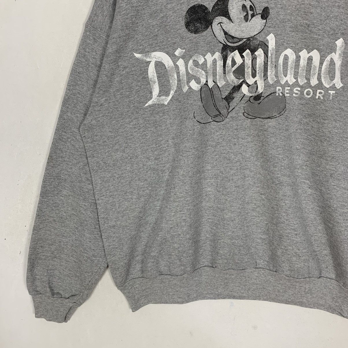 Hanes vintage Hanes Comfo Walt Disney World&Disneyland sweatshirt Size US XL / EU 56 / 4 - 5 Thumbnail