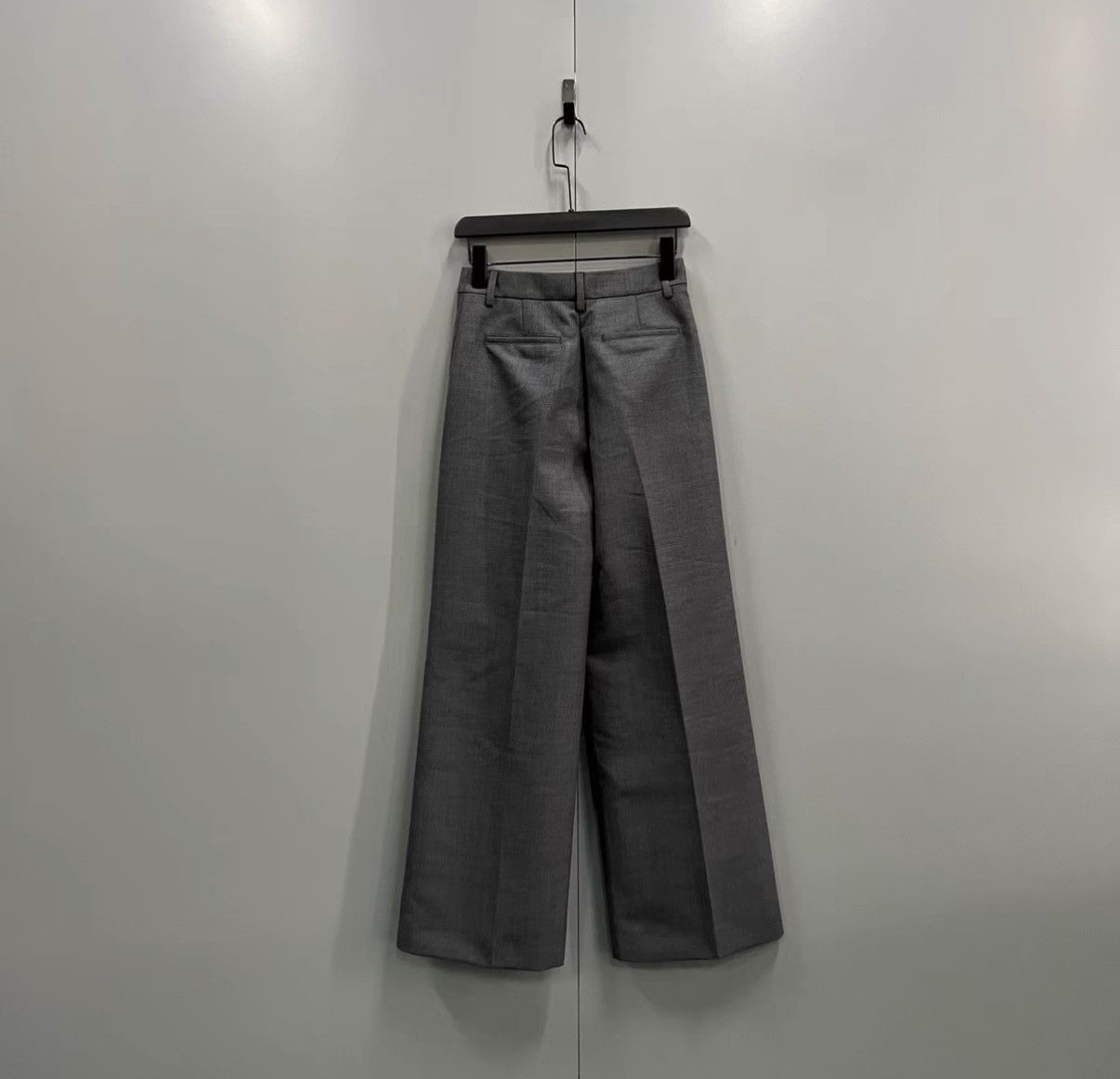 Burberry Burberry Charcoal Grey Casual Pants J41 Size 24" / US 00 / IT 34 - 2 Thumbnail