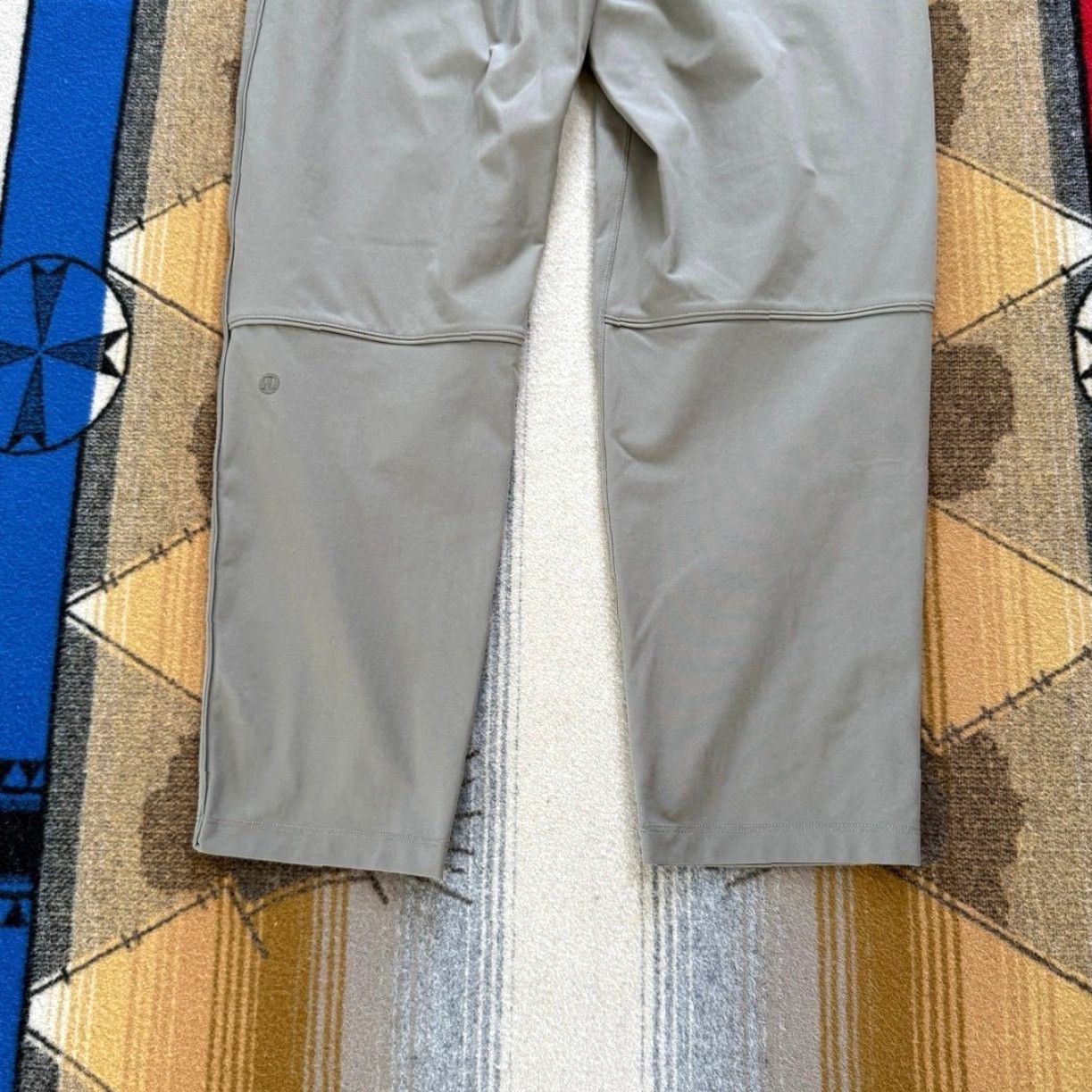 Lululemon Lululemon Jogger Pants Women Size 6 Beige Workout Size 28" / US 6 / IT 42 - 7 Thumbnail