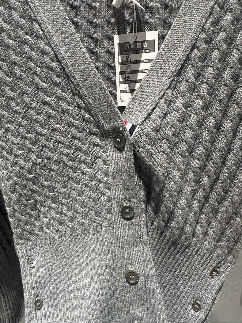 Thom Browne Thom Browne Gray knit cardigan Size XS / US 0-2 / IT 36-38 - 4 Thumbnail