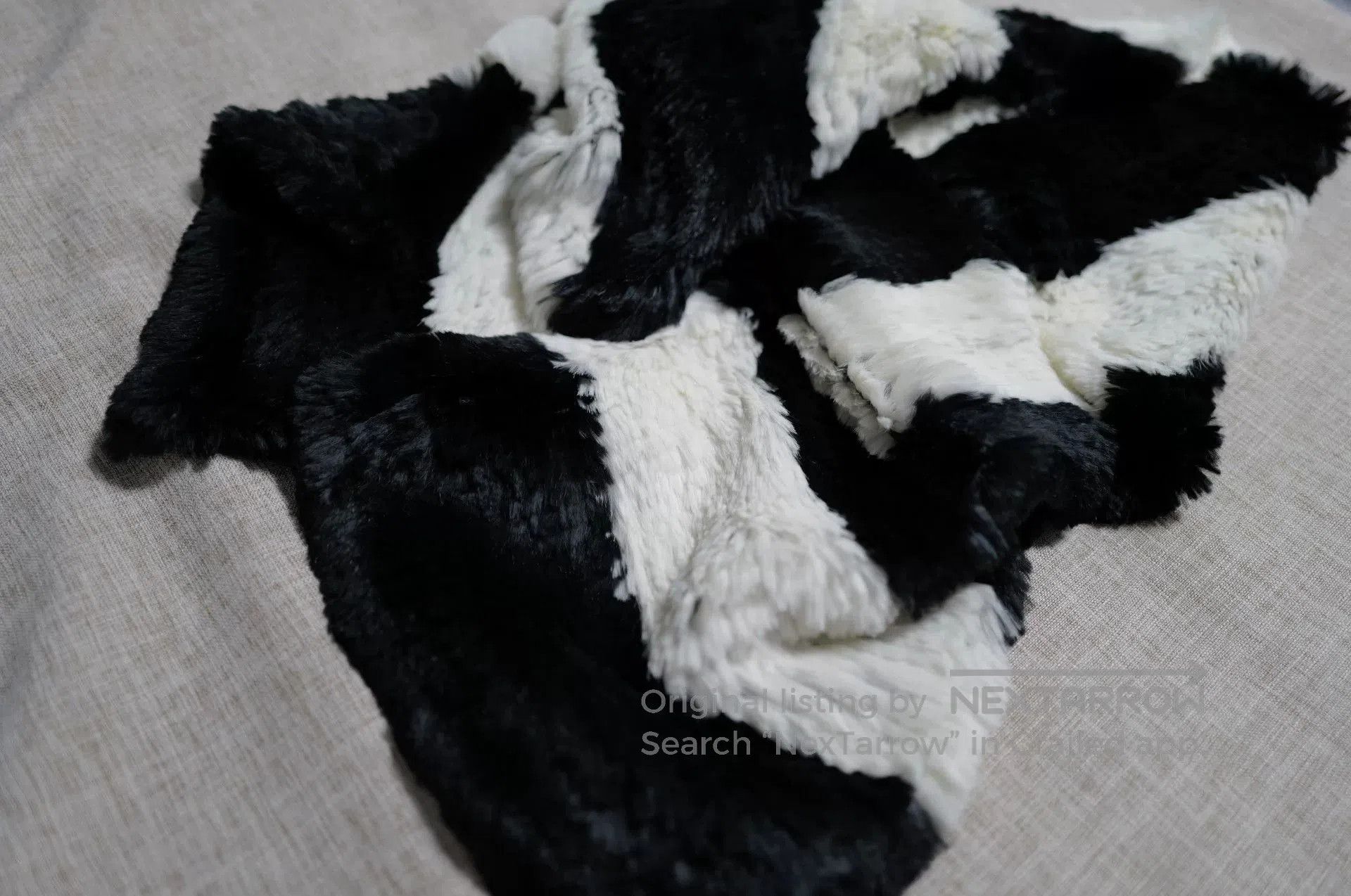 LE CIEL BLEU Black and White Striped Rabbit Fur Scarf. Size ONE SIZE - 2 Thumbnail