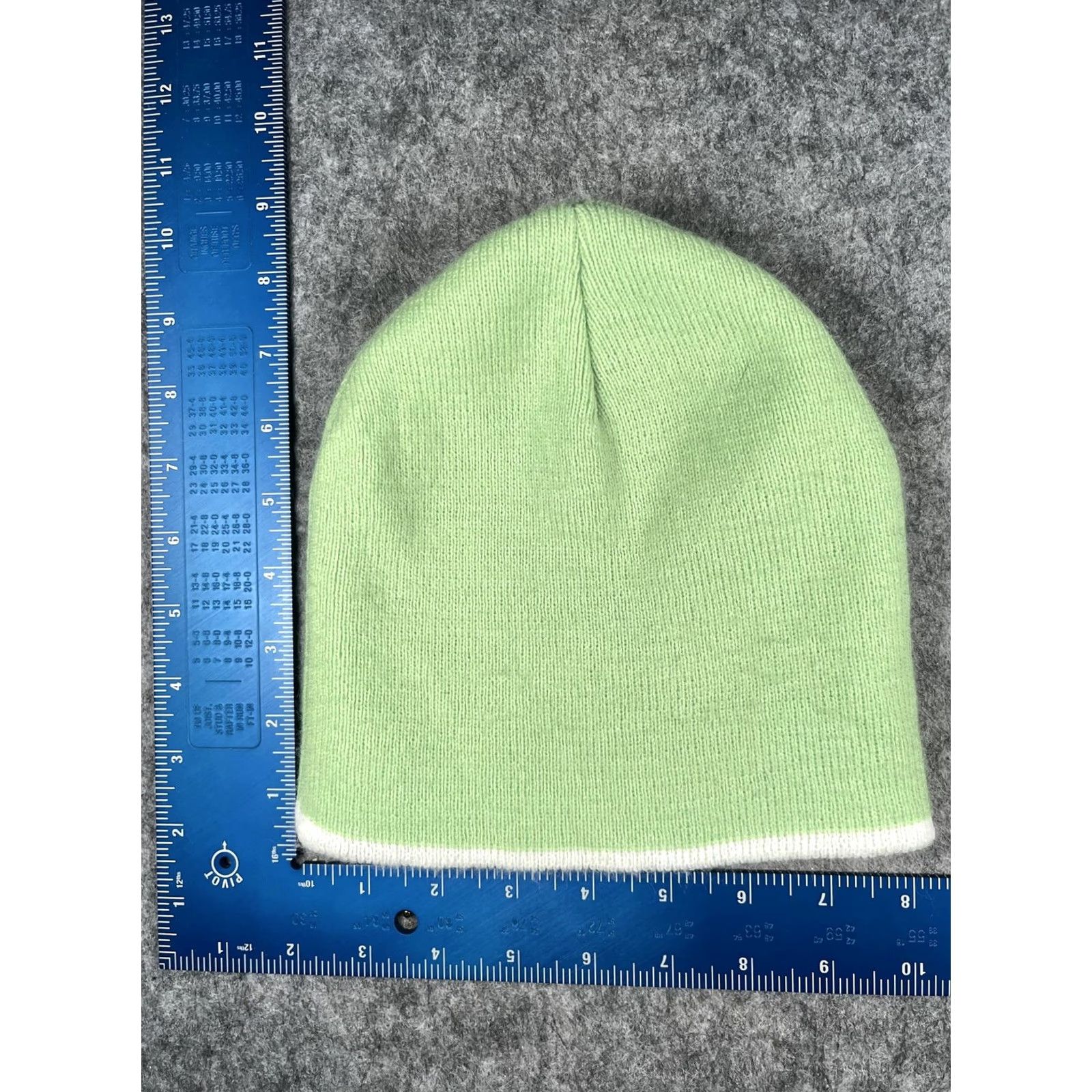 Vintage Magic Headwear SkyWest Airlines Hat Beanie Mens One Size Green Knit Winter Size ONE SIZE - 4 Thumbnail