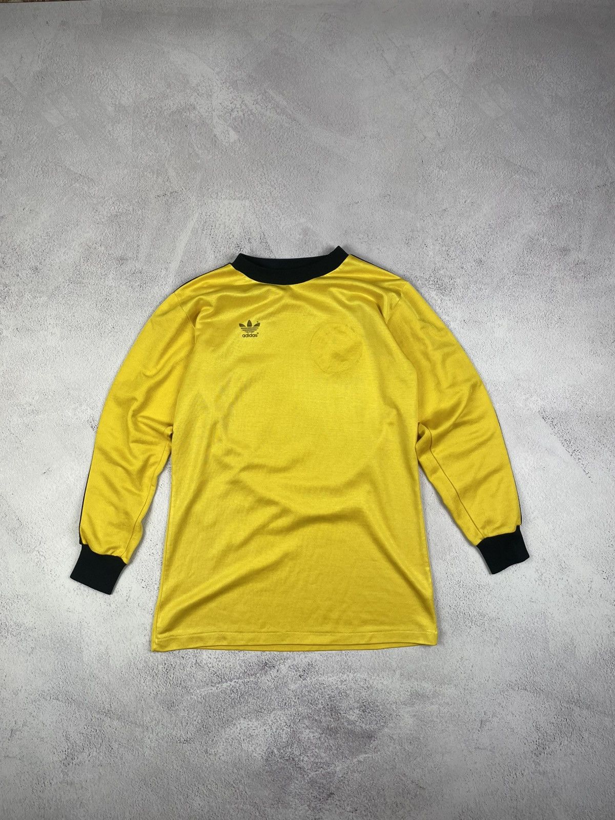 vintage Adidas 1980s 1990s made in west Germany jersey shirt