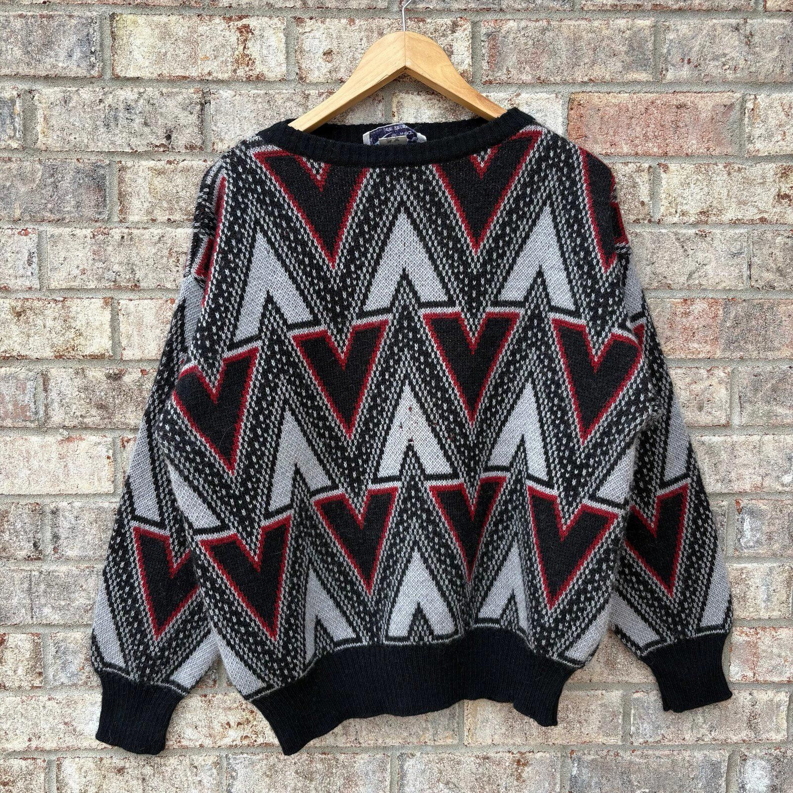 Other 80s made in Italy abstract Wool sweater Size US L / EU 52-54 / 3 - 8 Thumbnail
