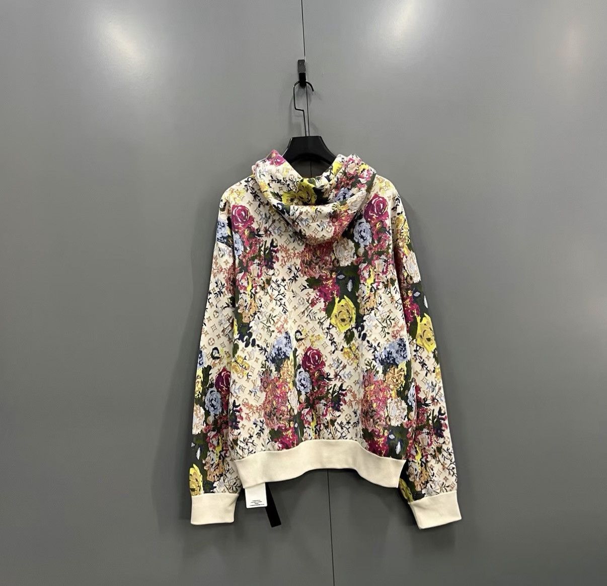 Louis Vuitton Louis Vuitton Botanical Full Print Hoodie J41 Size US L / EU 52-54 / 3 - 2 Thumbnail