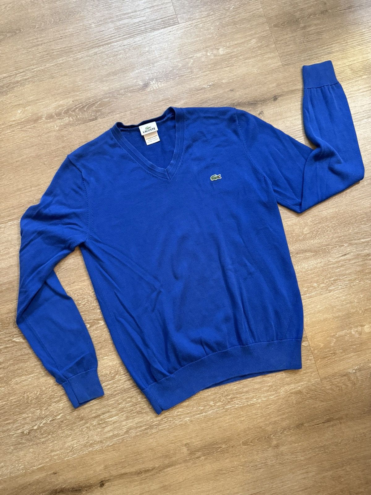 Izod Y2K Lacoste IZOD V Neck Knit Golfwear Preppy Sweater Royal Size US L / EU 52-54 / 3 - 10 Thumbnail