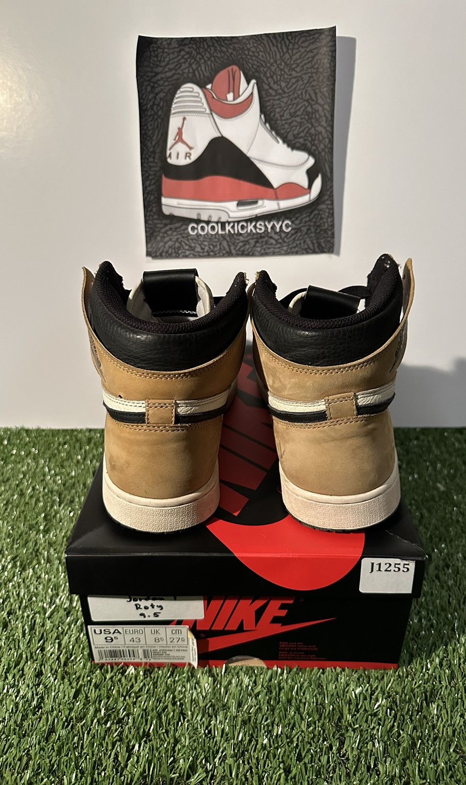 Jordan Brand Jordan 1 Retro High Rookie Of The Year Size US 9.5 / EU 42-43 - 4 Thumbnail