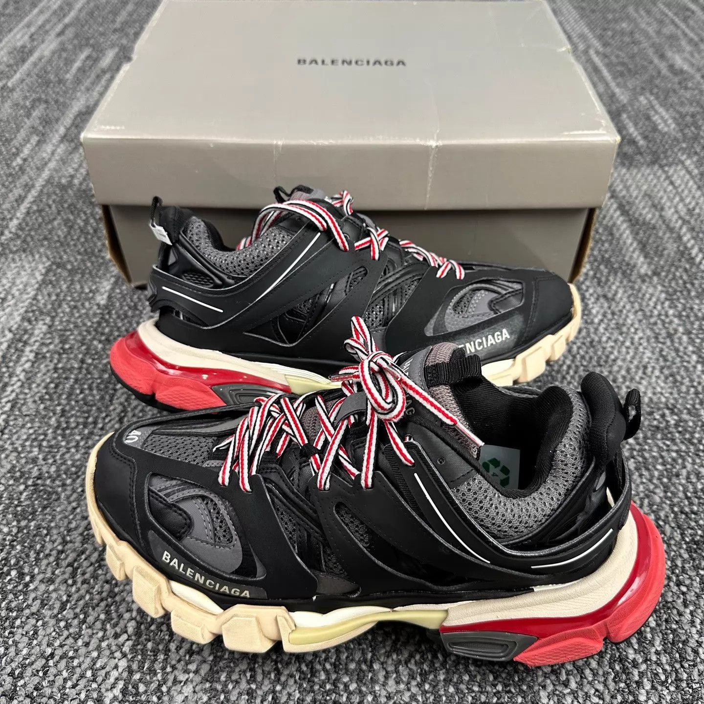 Balenciaga Balenciaga Track 1.0 Black/Red 40 (Excellent Condition) Size US 7 / EU 40 - 4 Thumbnail