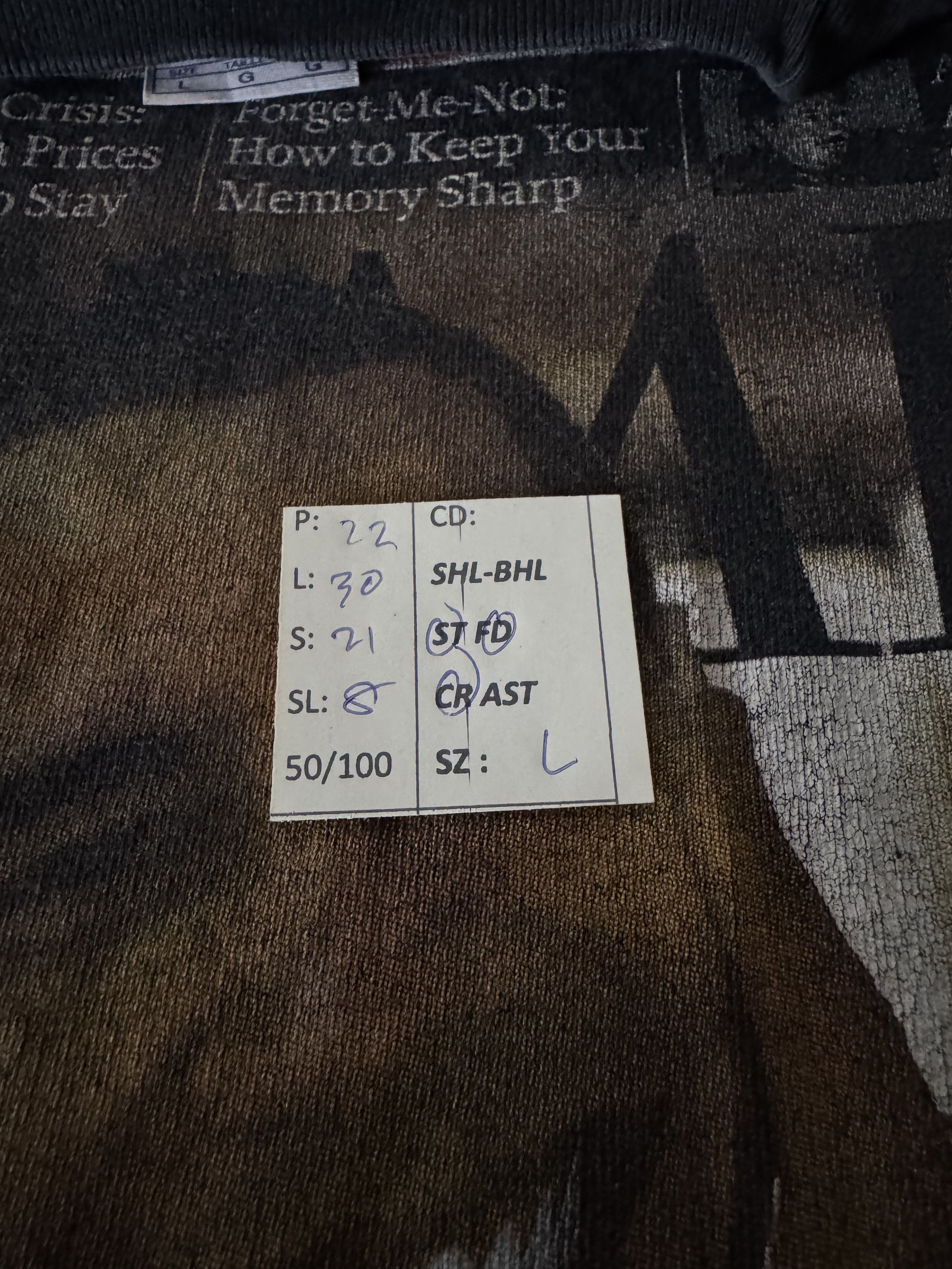 Vintage THRASHED FADED VINTAGE Y2K OBAMA TIME MAGAZINE PRESIDENT POL Size US L / EU 52-54 / 3 - 18 Thumbnail
