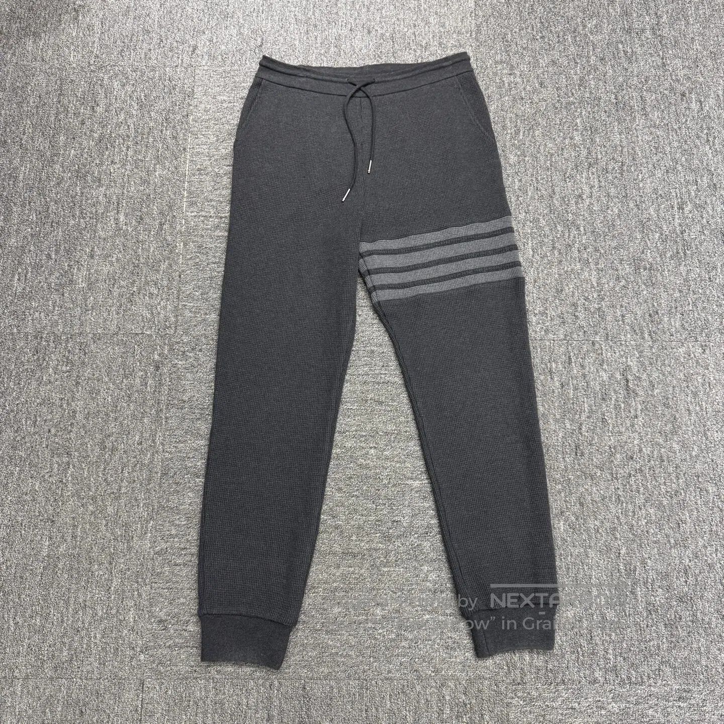 Thom Browne Thom Browne size1 Four-cylinder Waffle-style casual pants| Size US 28 / EU 44 - 1 Thumbnail