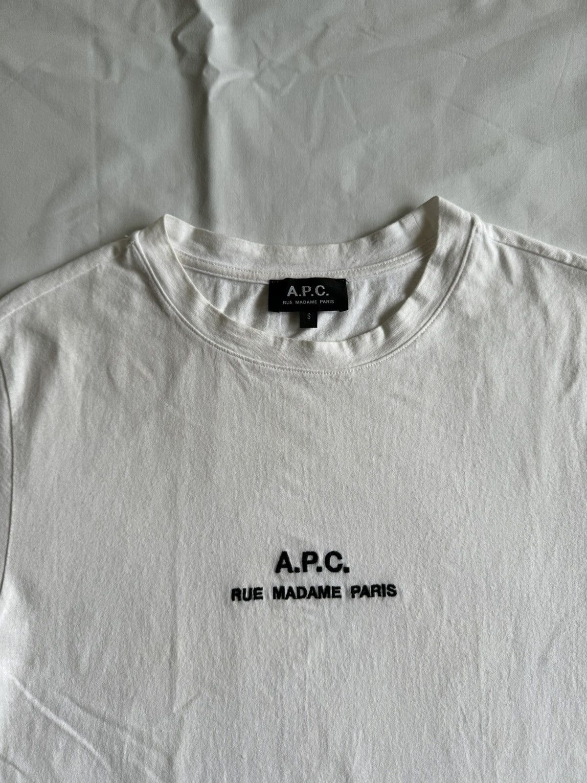 A.P.C. A.P.C Signature Tee Size S / US 4 / IT 40 - 6 Thumbnail