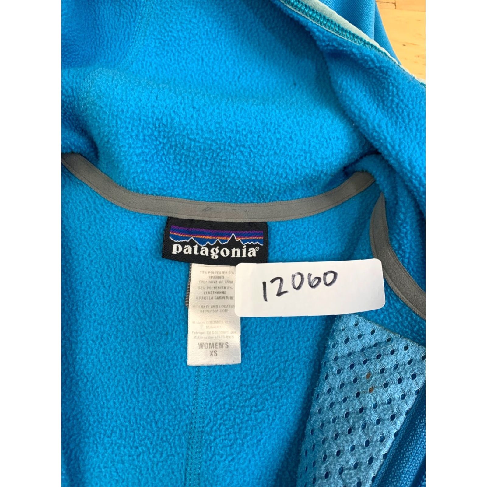 Patagonia Patagonia Jacket Womens XS Teal Full Zip Hooded Outdoor Winter 12060 Size XS / US 0-2 / IT 36-38 - 2 Thumbnail