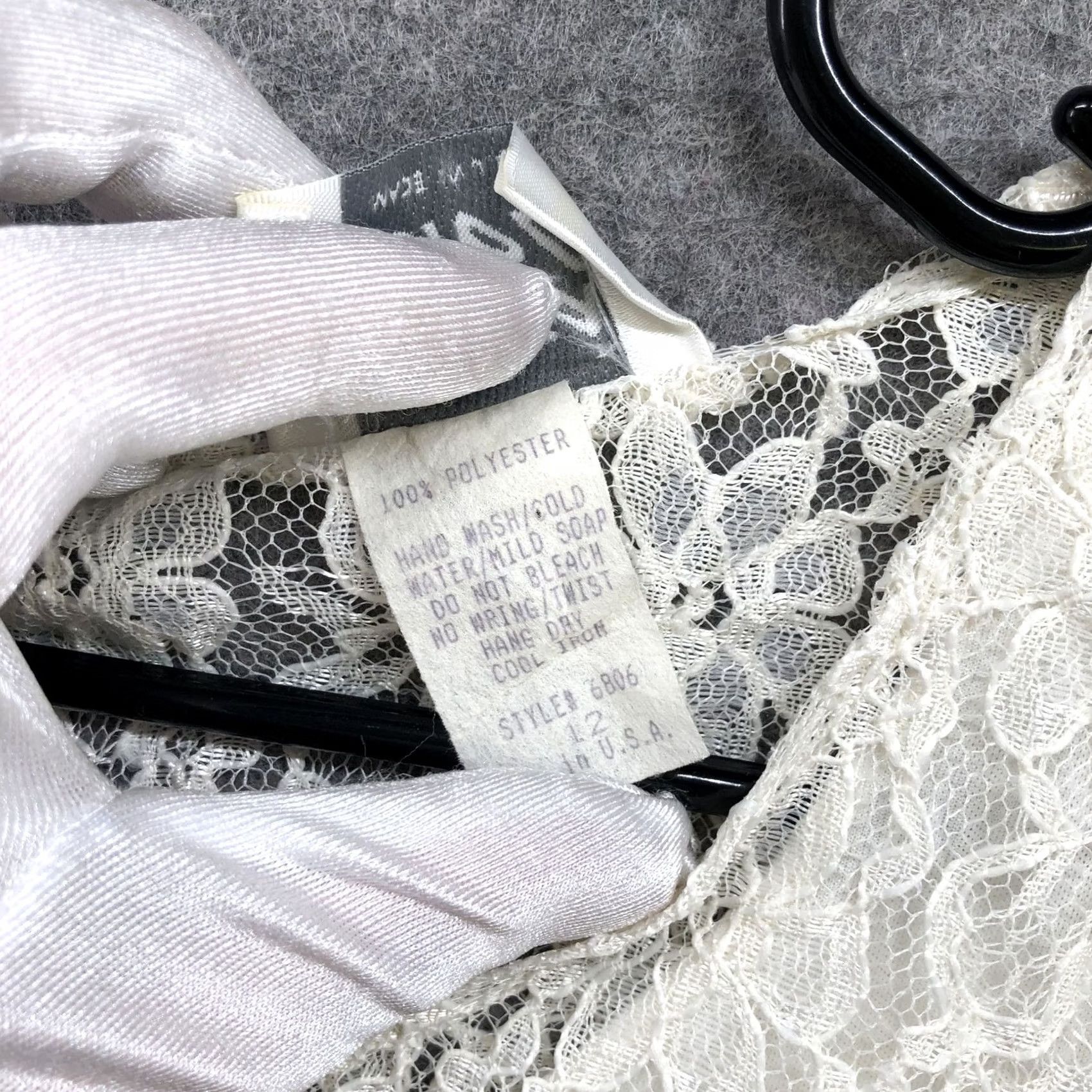 Vintage VINTAGE Sara Babs All Lace Dress Womens S Ivory 3/4 Sleeve Midi A-Line 1980s Vintage Hipster Boho Victorian Size S / US 4 / IT 40 - 7 Thumbnail