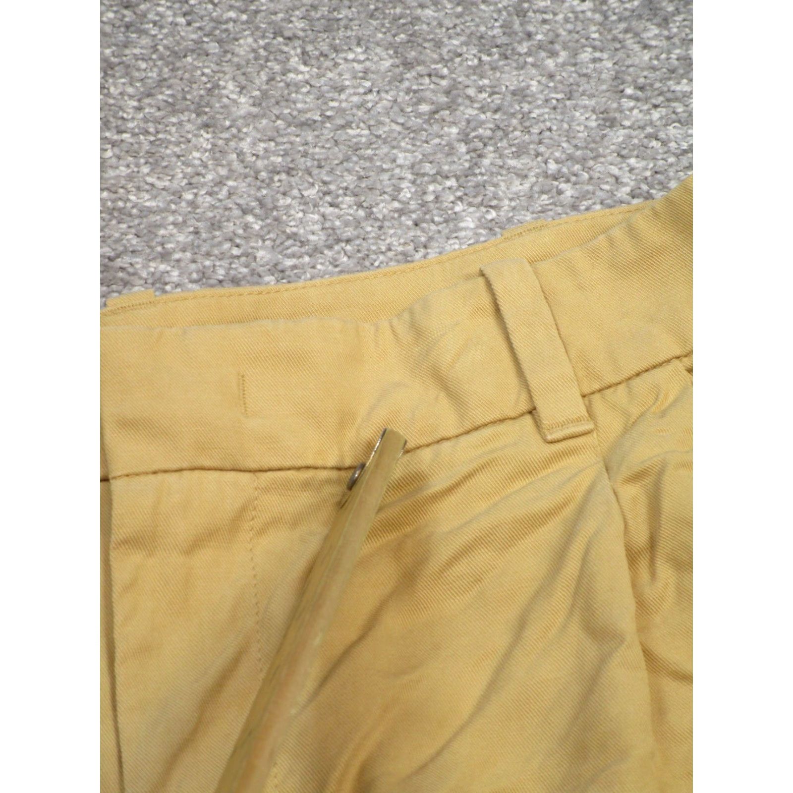 Madewell Madewell Shorts Womens 10 Harlow Drapey Twill Khaki Beige Pleated Chino Casual Womens 10 Madewell Shorts Size 32" / US 10 / IT 46 - 3 Thumbnail