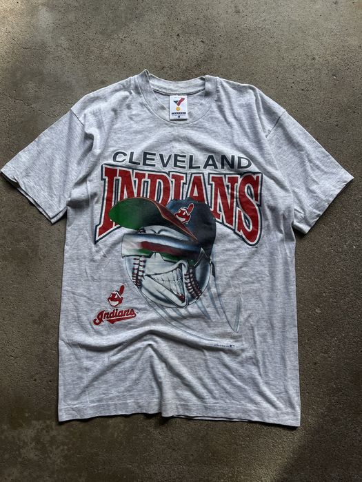 Vintage Cleveland Indians Men's Size Medium Shirt Embroidered