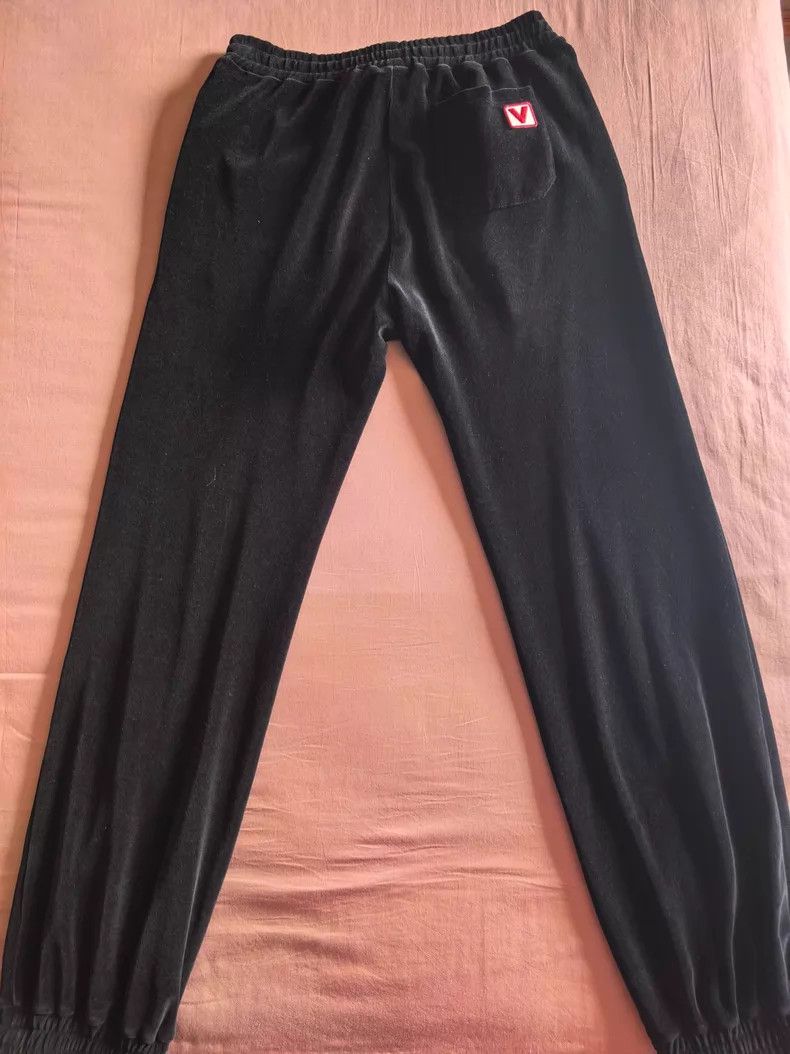 Valentino Valentino Black velvet slacks Size US 34 / EU 50 - 3 Thumbnail