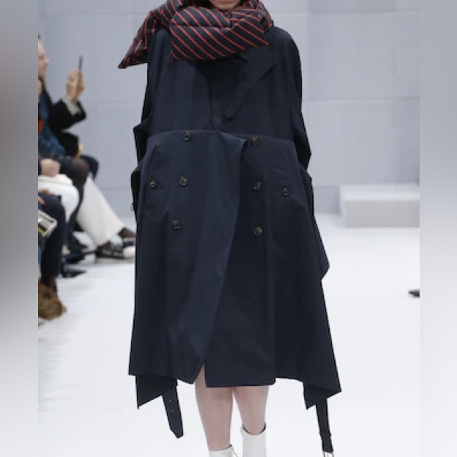 Balenciaga BALENCIAGA FW16 Runway trench coat Size XXS / US 00 / IT 34 - 1 Thumbnail