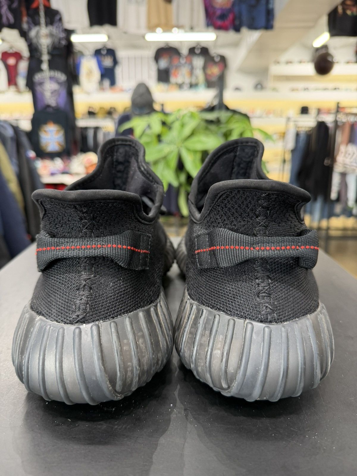Adidas Adidas Yeezy Boost 350 V2 Black Red Size 13 (2017) Size US 13 / EU 46 - 5 Thumbnail