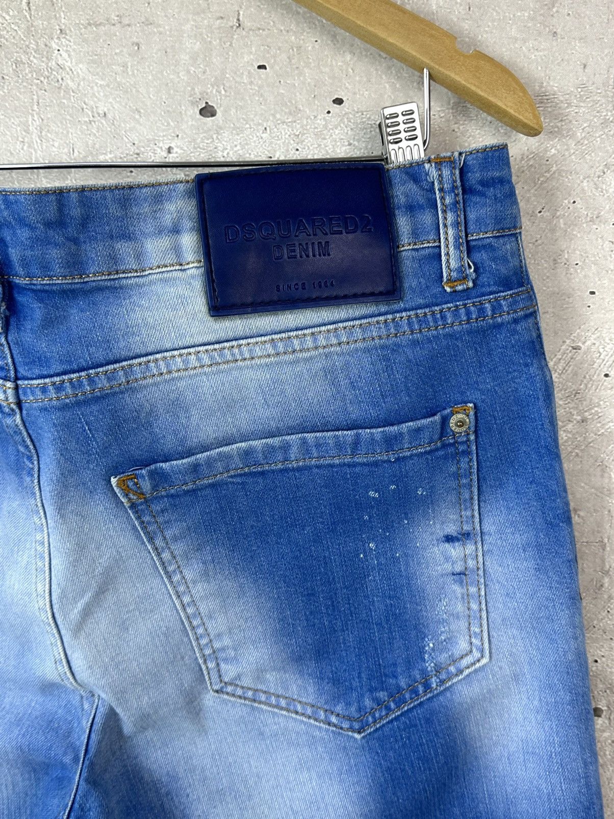 Dsquared2 Dsquared2 Blue Cotton Distressed Logo Men’s Jeans Size US 36 / EU 52 - 8 Thumbnail