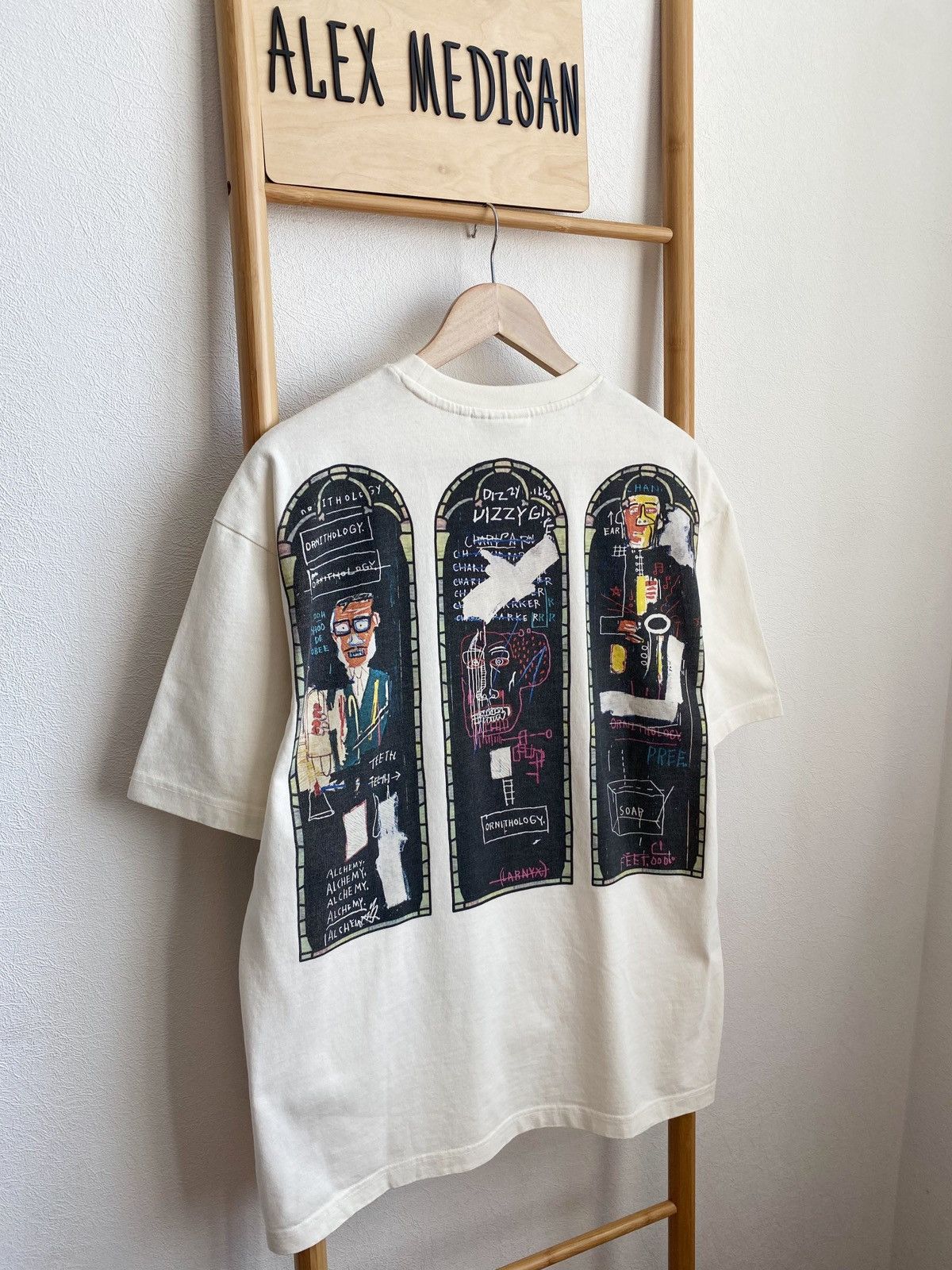 H&M × Jean-Michel Basquiat × Who Decides War WHO DECIDES WAR x BASQUIAT x H&M RELAXED FIT COTTON T-SHIRT Size US M / EU 48-50 / 2 - 11 Thumbnail