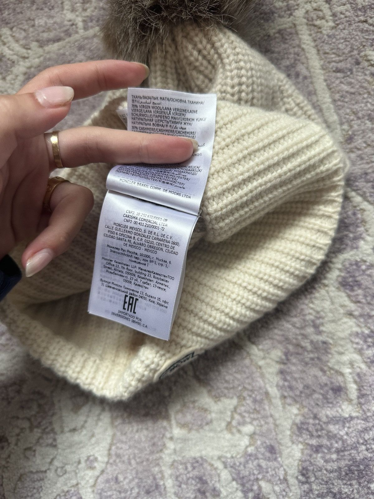 Moncler Moncler Beanie with fluffy ball Size ONE SIZE - 5 Thumbnail