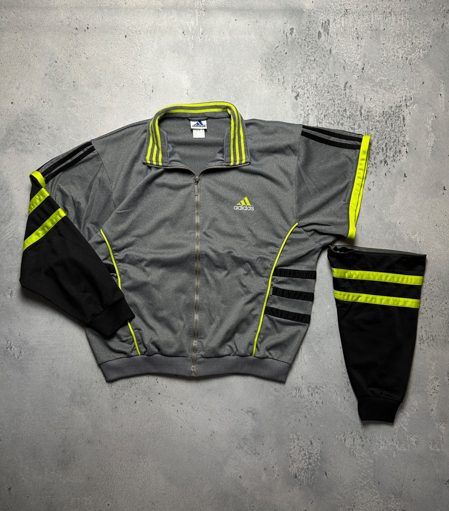 Adidas Rare Vintage Adidas Full-Zip Track Jacket USA 90s Hype y2k Size US L / EU 52-54 / 3 - 2 Thumbnail