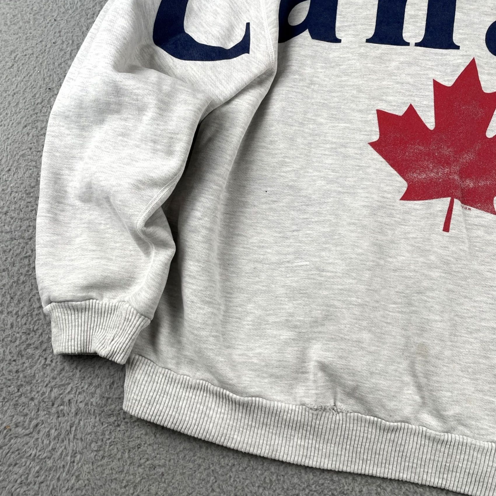 Vintage VINTAGE Waves Sweatshirt XL Gray Canada Maple Leaf 90s Men Pullover Graphic Print Size US XL / EU 56 / 4 - 3 Thumbnail