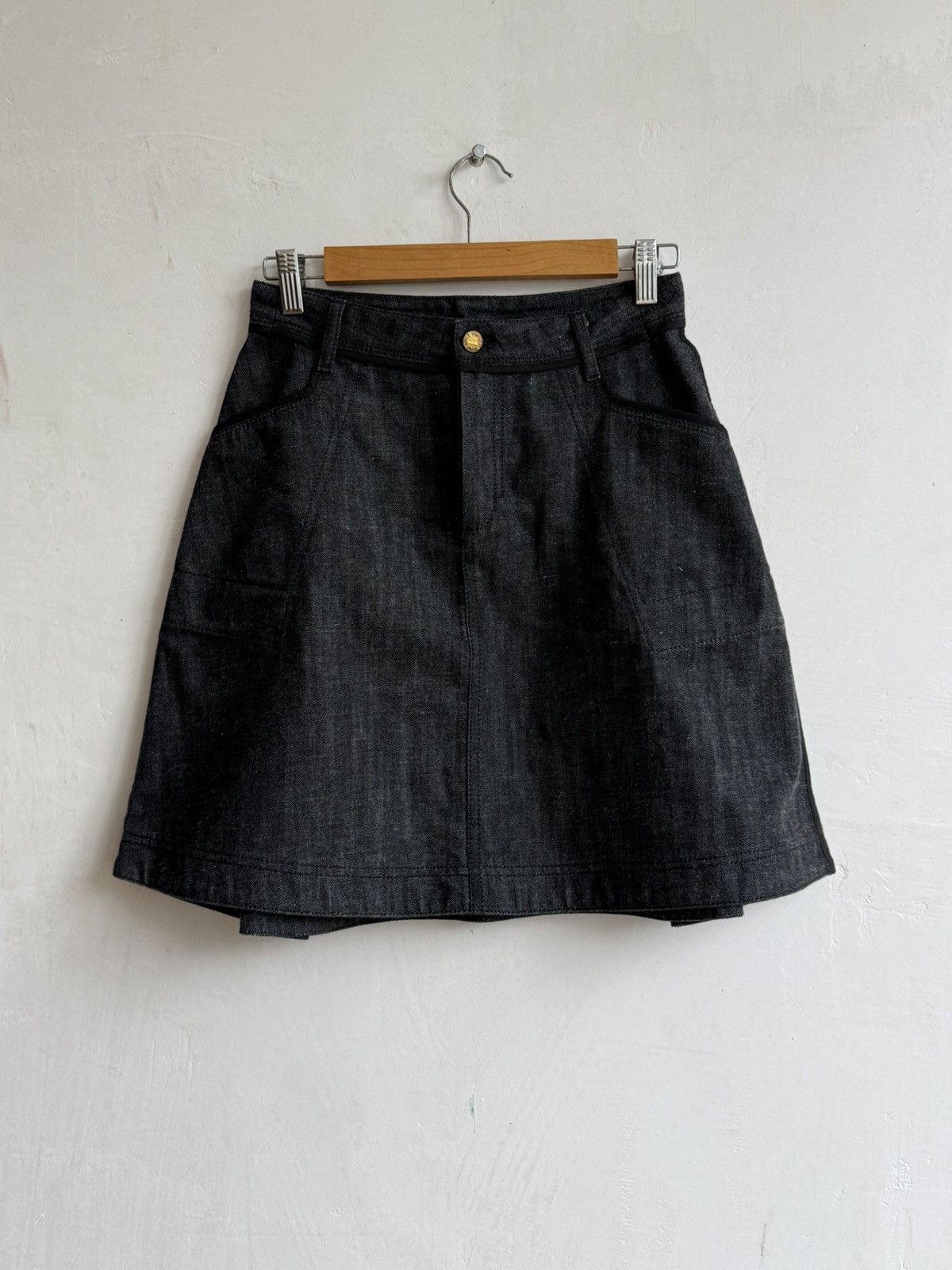 Louis Vuitton Luis Vuitton Grey Denim Skirt size 40 Size 27" / US 4 / IT 40 - 3 Thumbnail