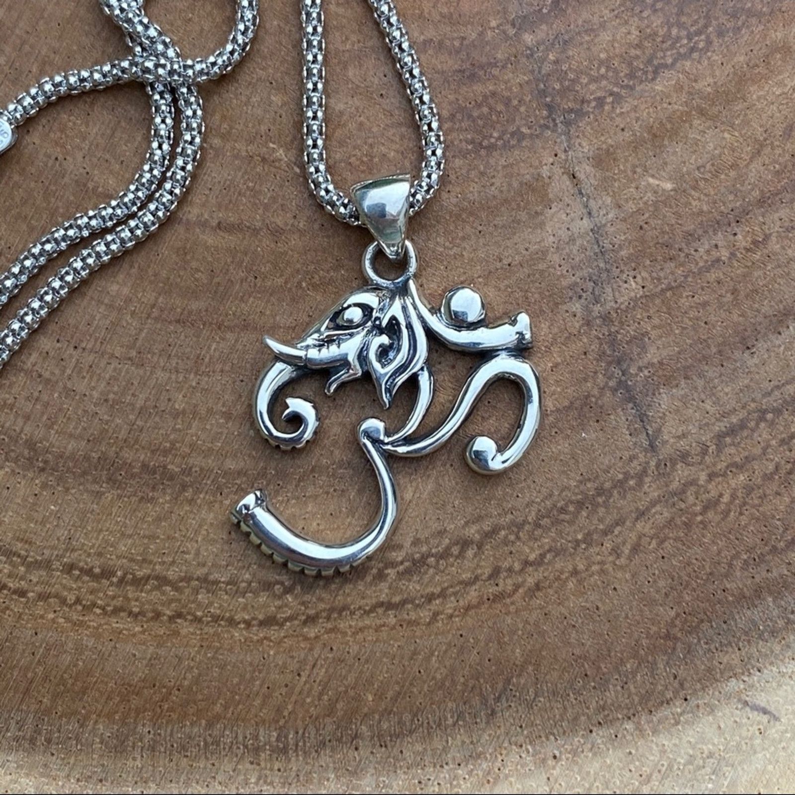 The Unbranded Brand Sterling silver Om Elephant necklace Size ONE SIZE - 2 Thumbnail