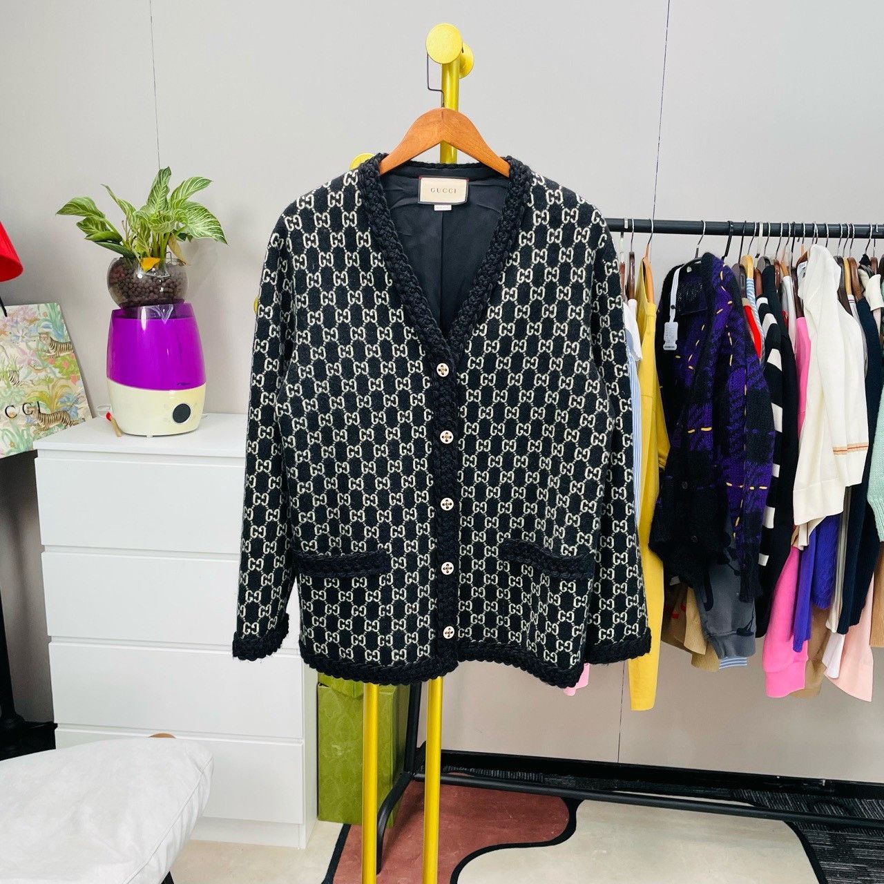 Gucci Gucci Black heavy industry full print cardigan sweater 2501 Size US M / EU 48-50 / 2 - 1 Thumbnail