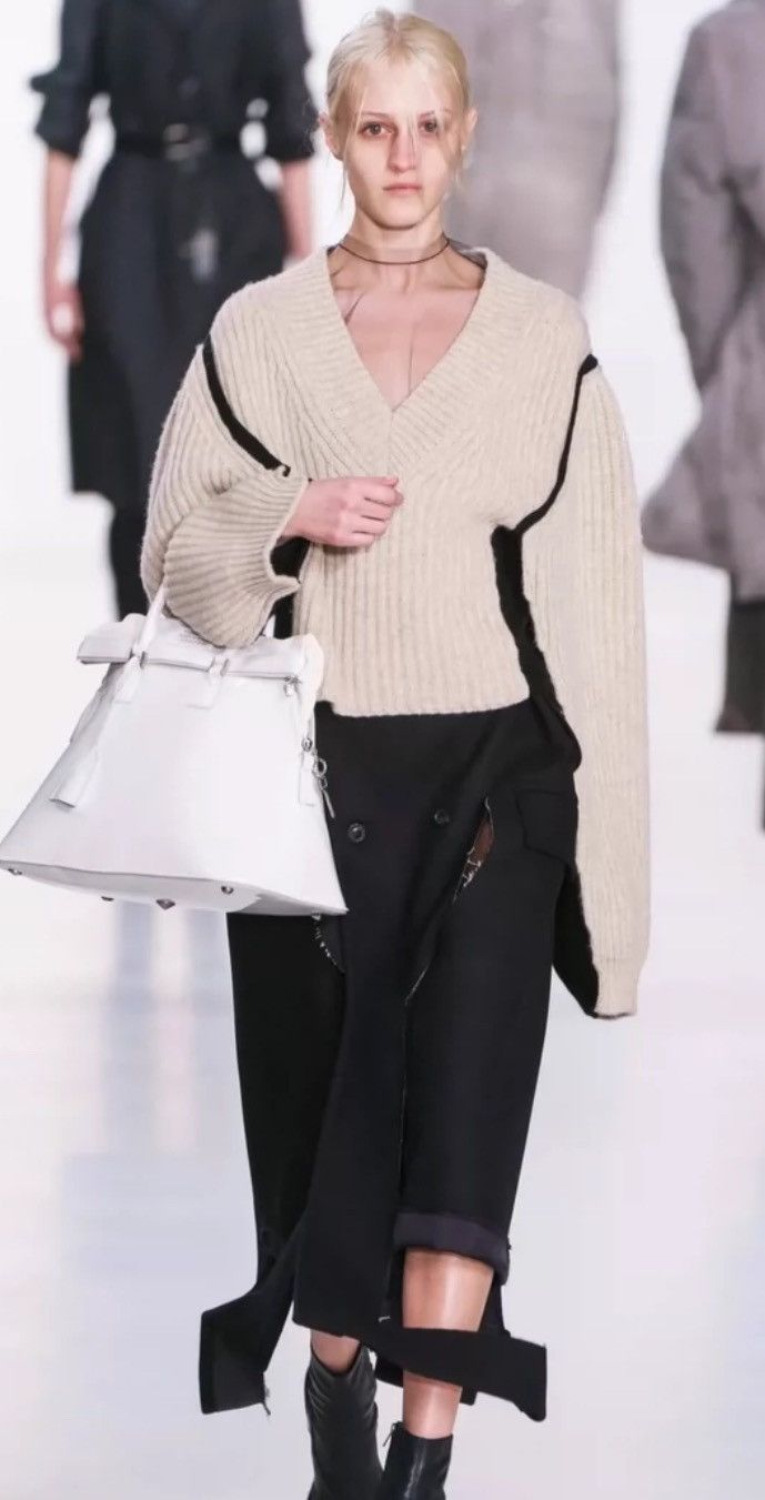 Maison Margiela MAISON MARGIELA AW19 show style pure wool sweater jacket Size US XS / EU 42 / 0 - 5 Thumbnail